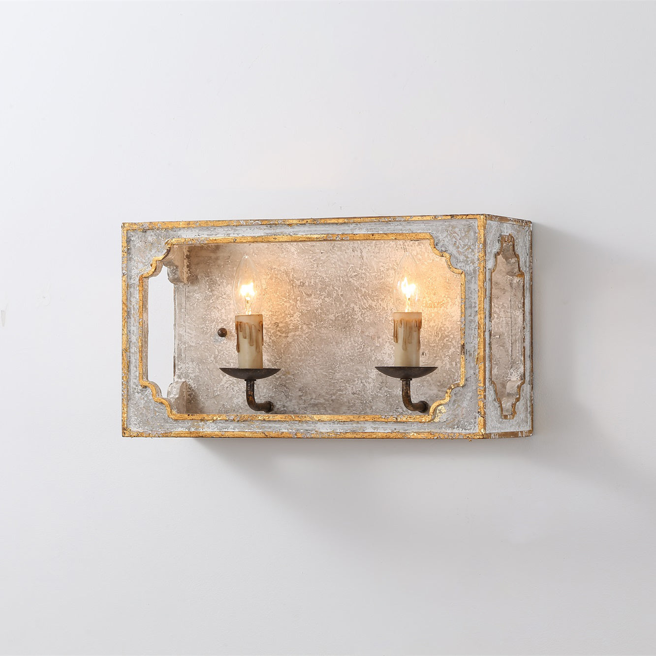 Gideon Sconce