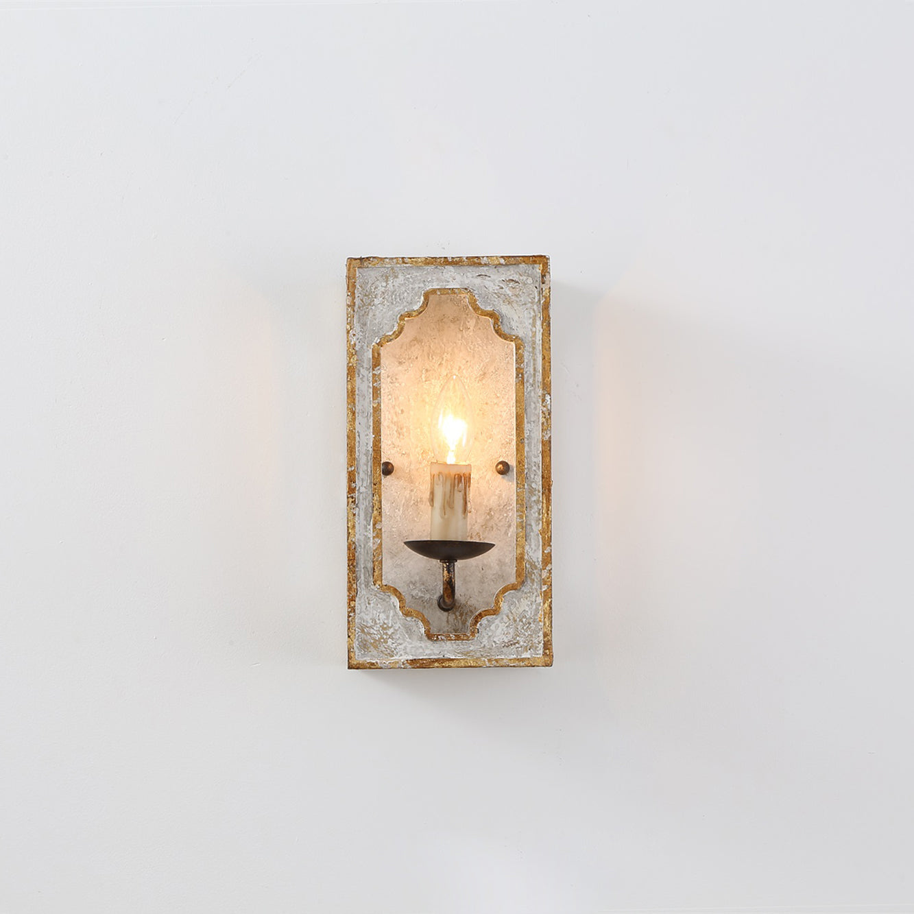 Gideon Sconce