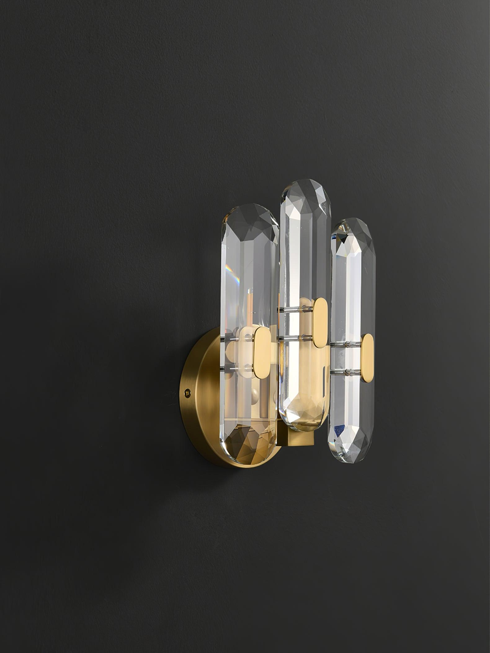 Gevon Postmodern Luxury Crystal Sconce Wall Lamp-Neutral Decor