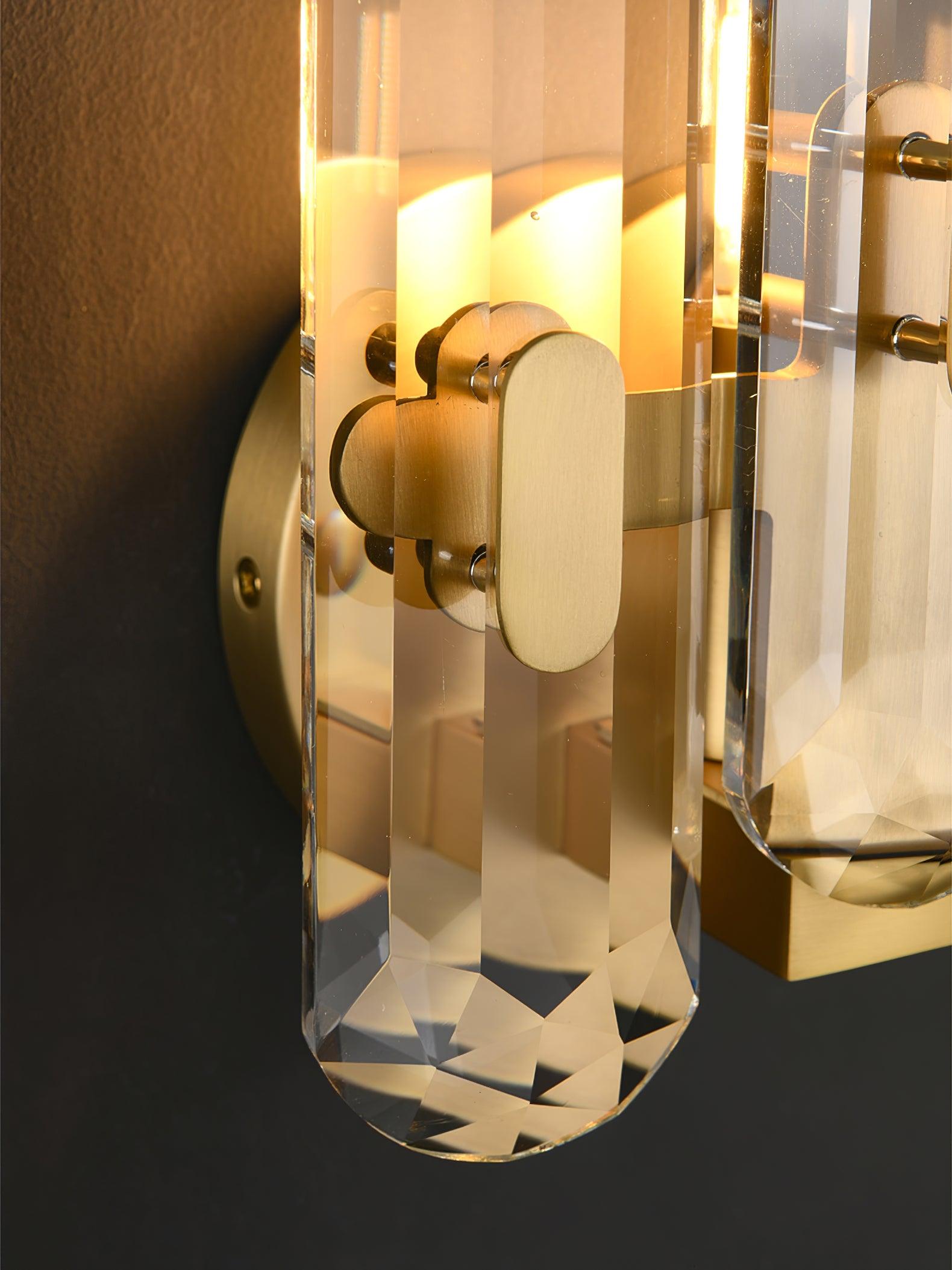 Gevon Postmodern Luxury Crystal Sconce Wall Lamp-Neutral Decor
