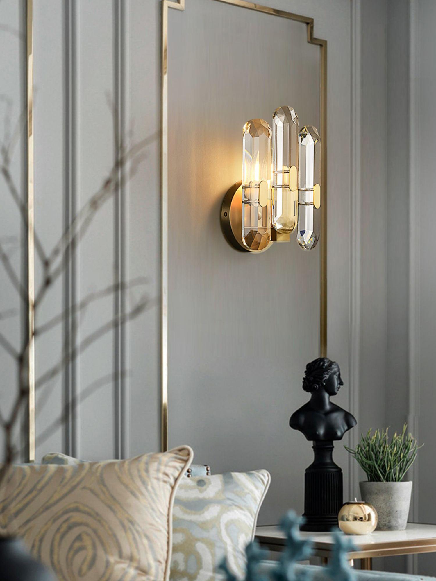 Gevon Postmodern Luxury Crystal Sconce Wall Lamp-Neutral Decor