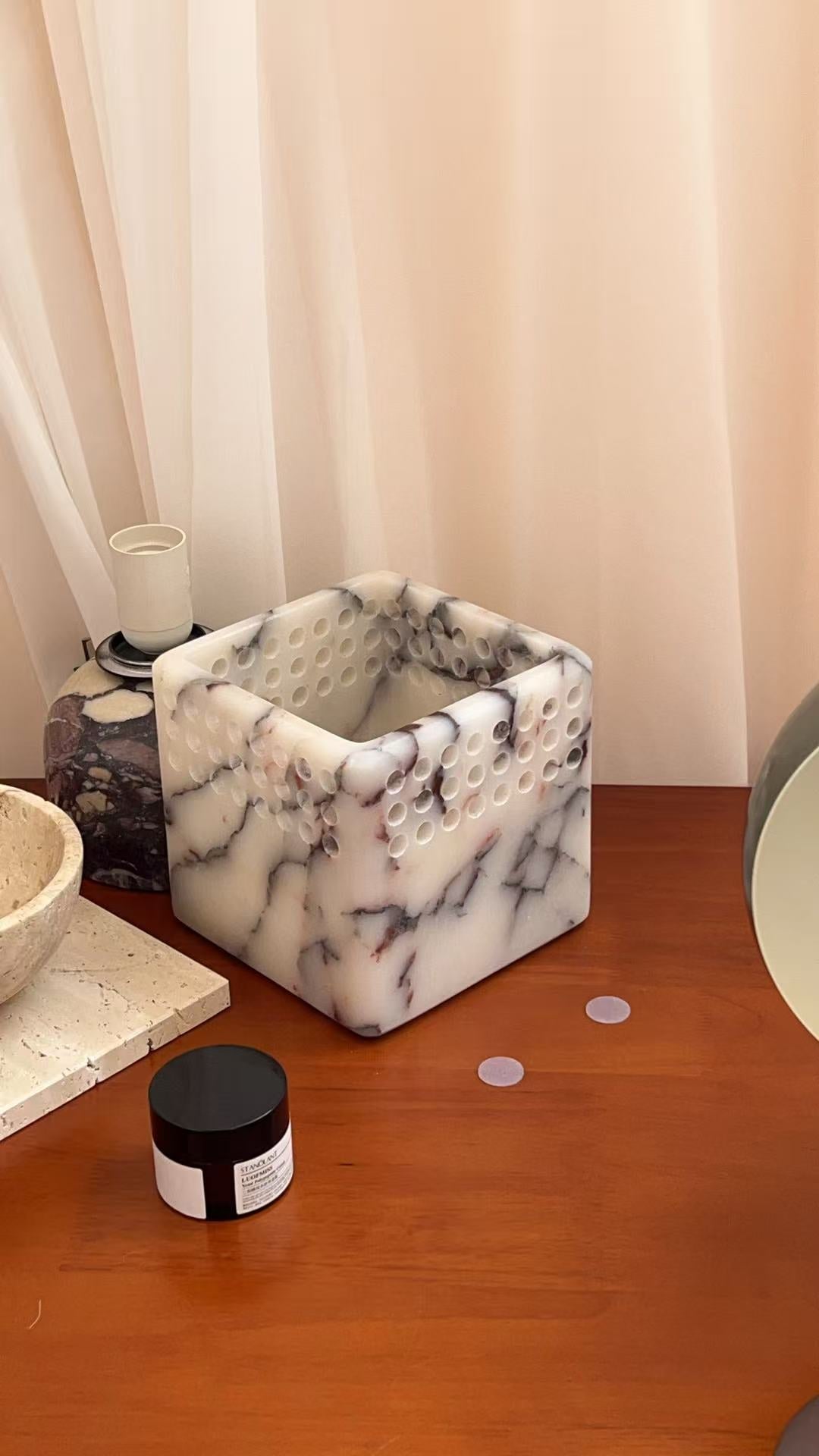 Caspian Ceiling Lamp