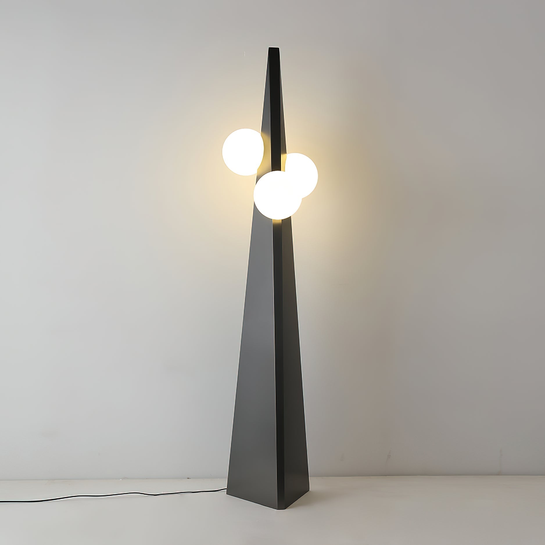 Stellan Floor Lamp