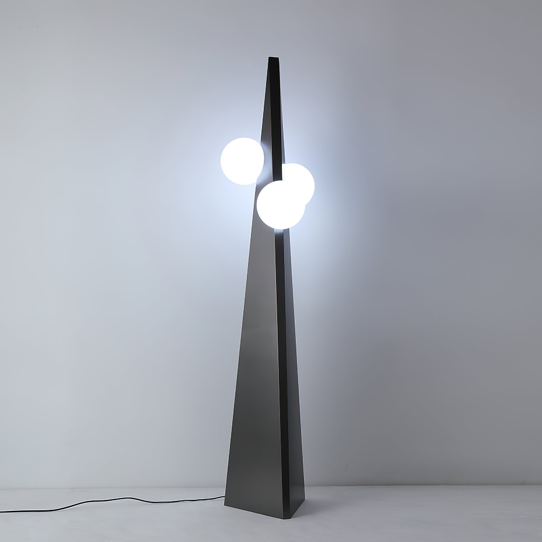 Stellan Floor Lamp
