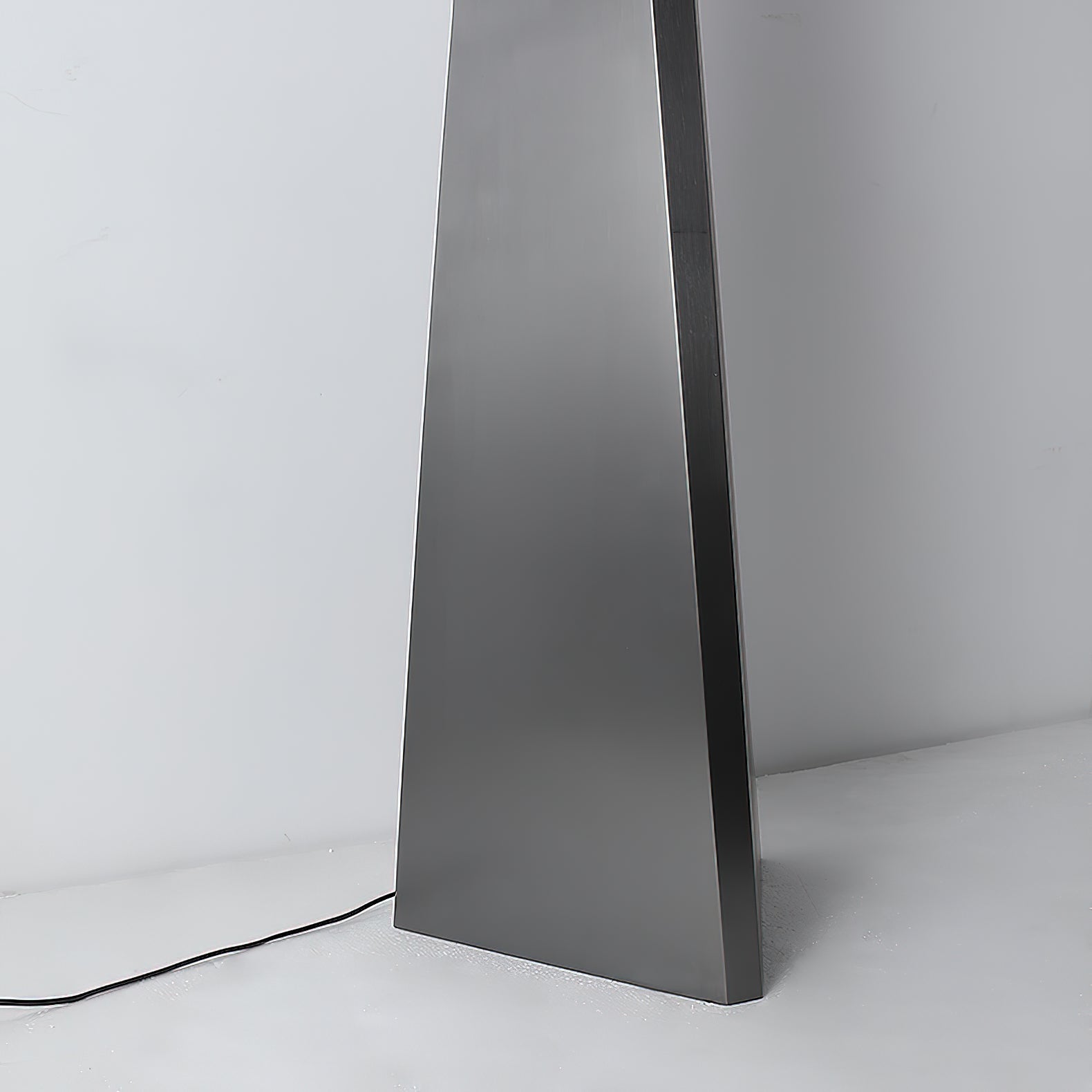 Stellan Floor Lamp
