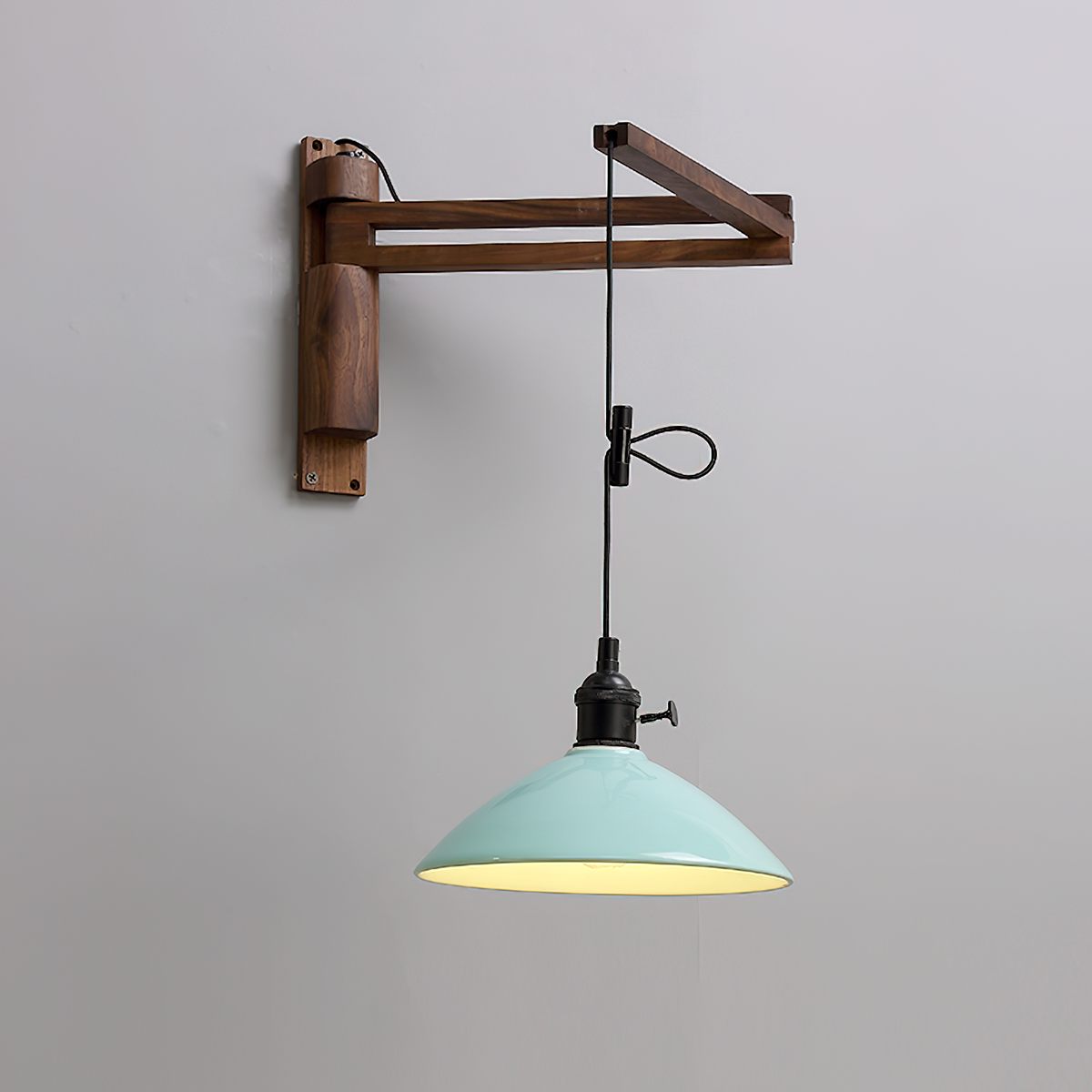 Marlowe Wall Lamp