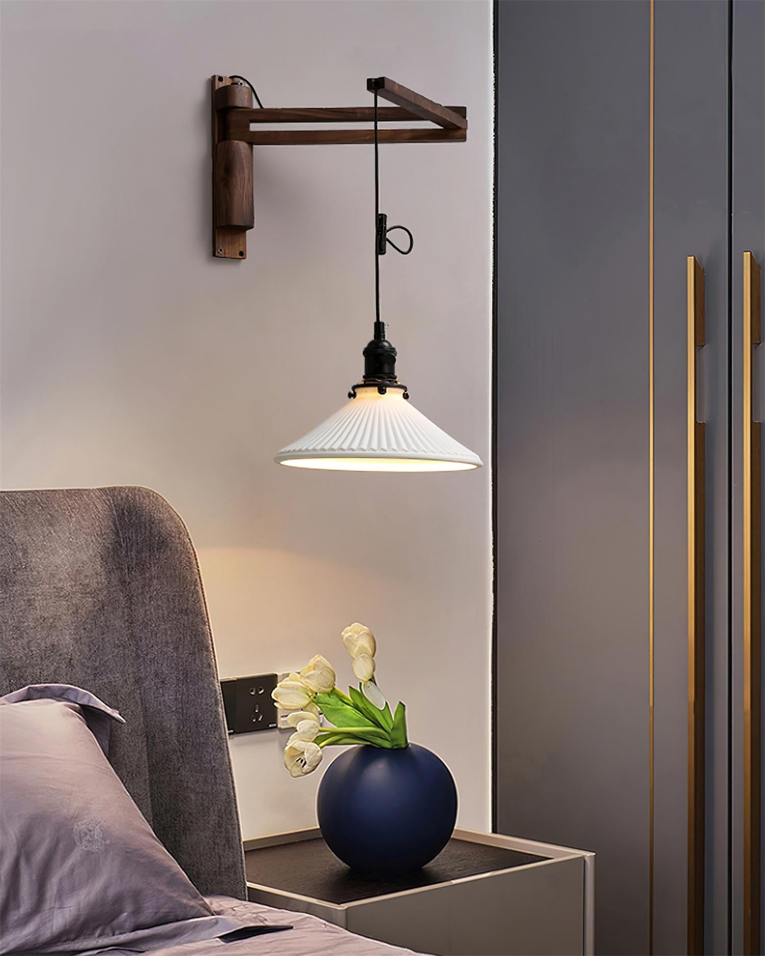 Marlowe Wall Lamp
