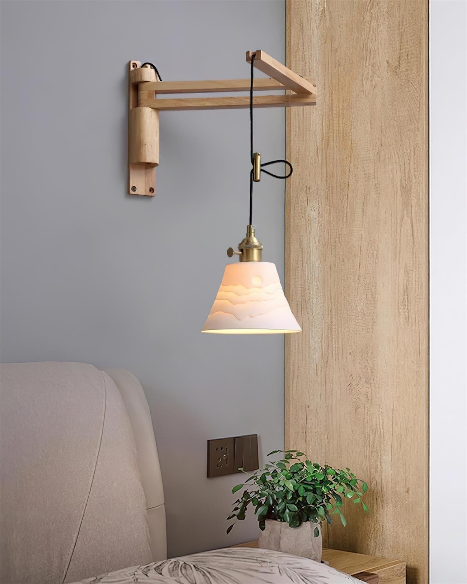 Marlowe Wall Lamp