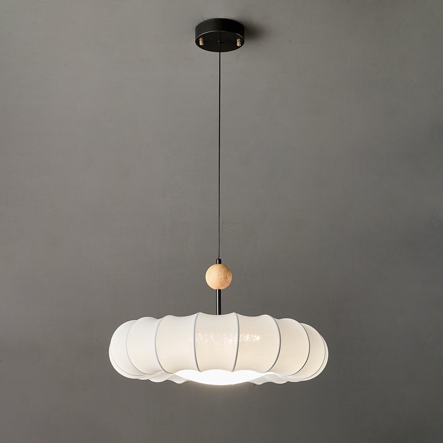 Vero Minimalist Wood Pendant Light-Neutral Decor
