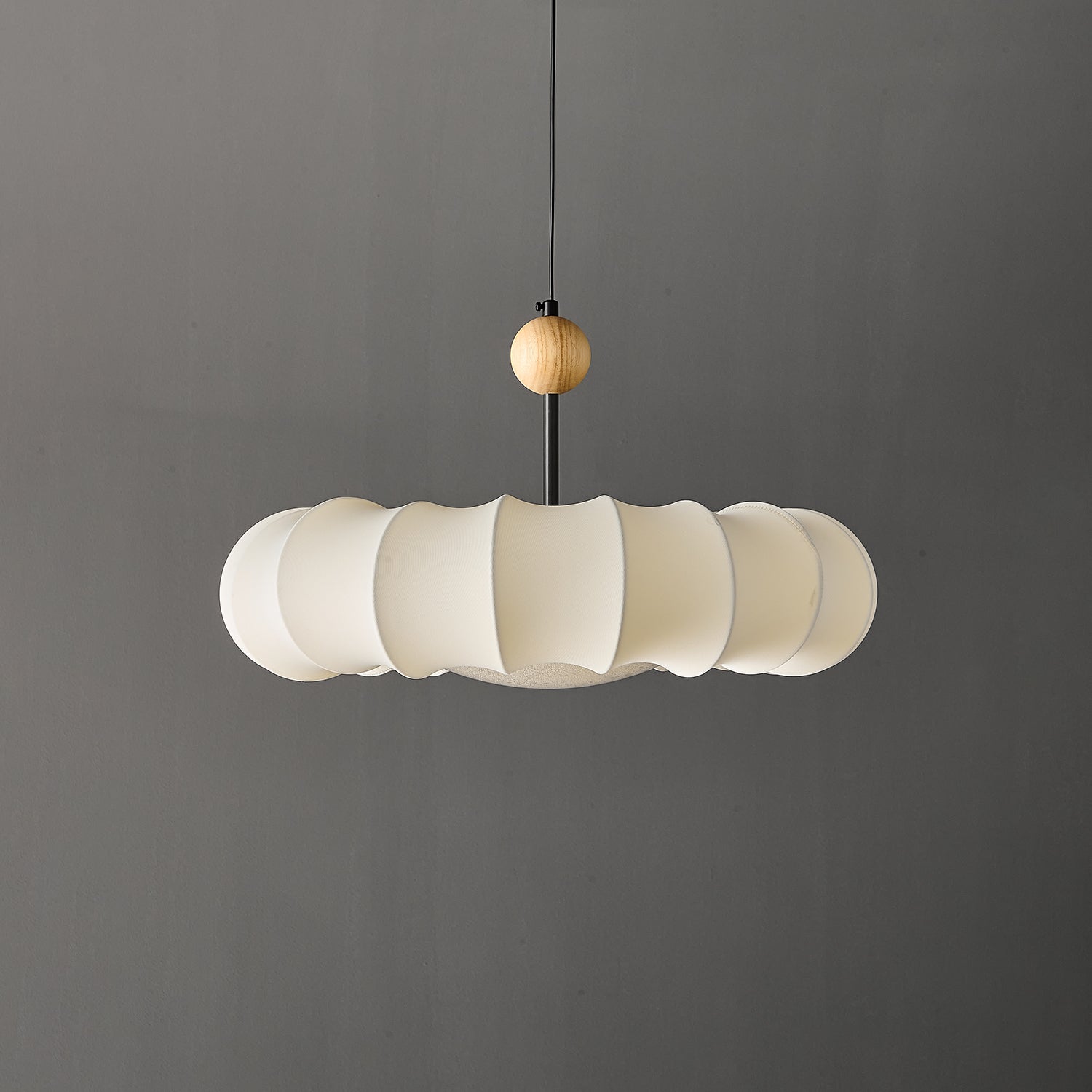 Vero Minimalist Wood Pendant Light-Neutral Decor