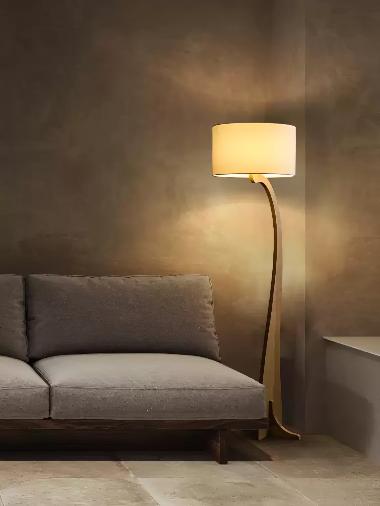 Eira Nordic Arc Floor Lamp-Neutral Decor