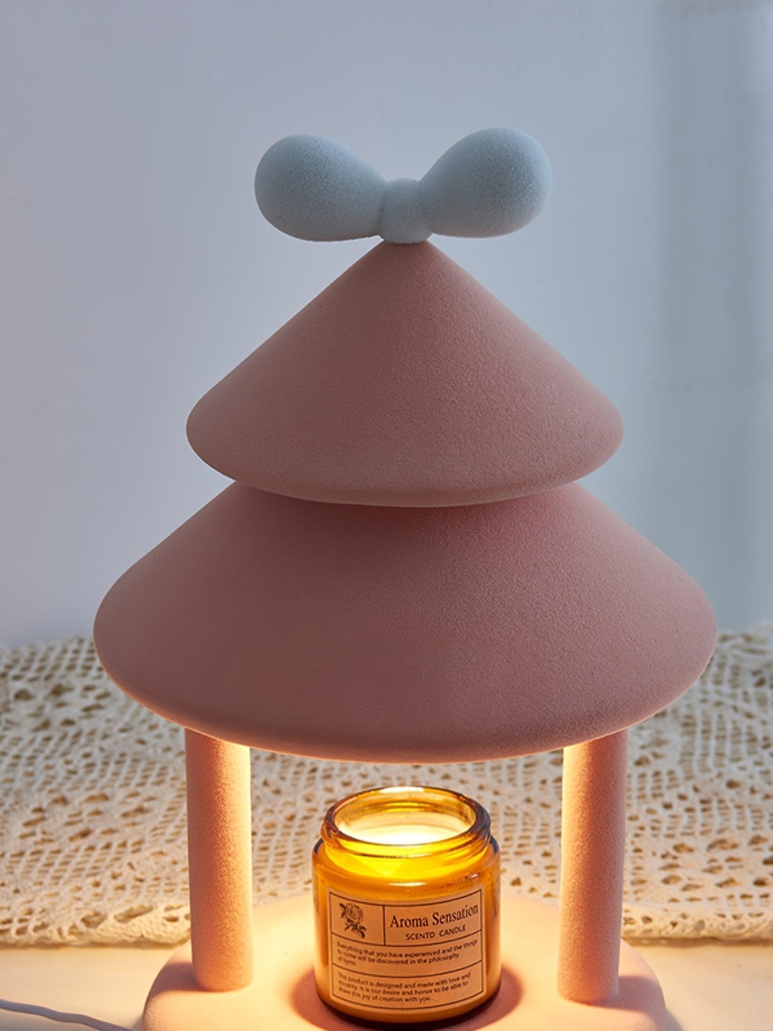 Olvenon Flocked Resin Pagoda Lamp-Neutral Decor