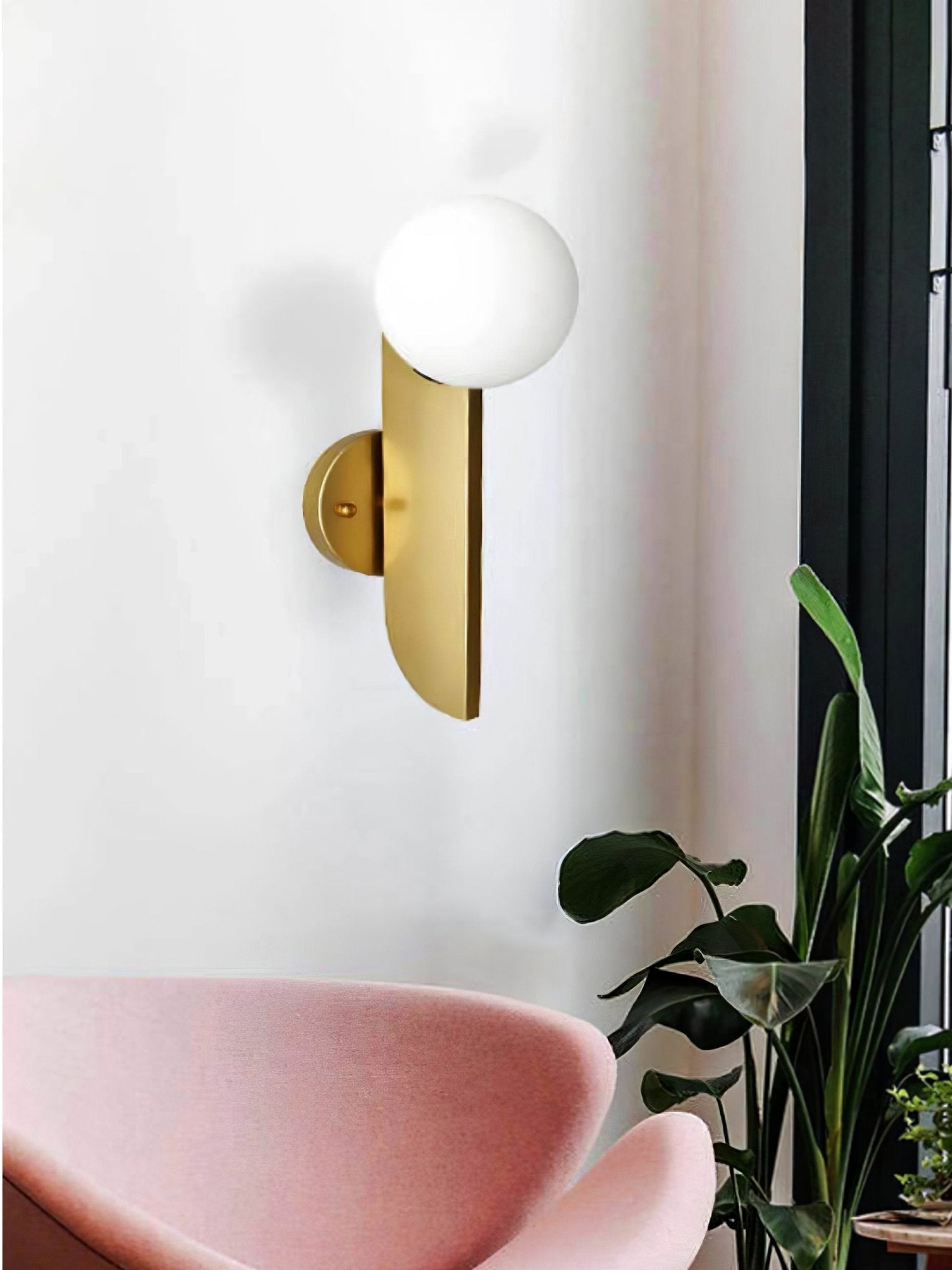 Lustra Wall Lamp Glass Globe Sculptural-Neutral Decor