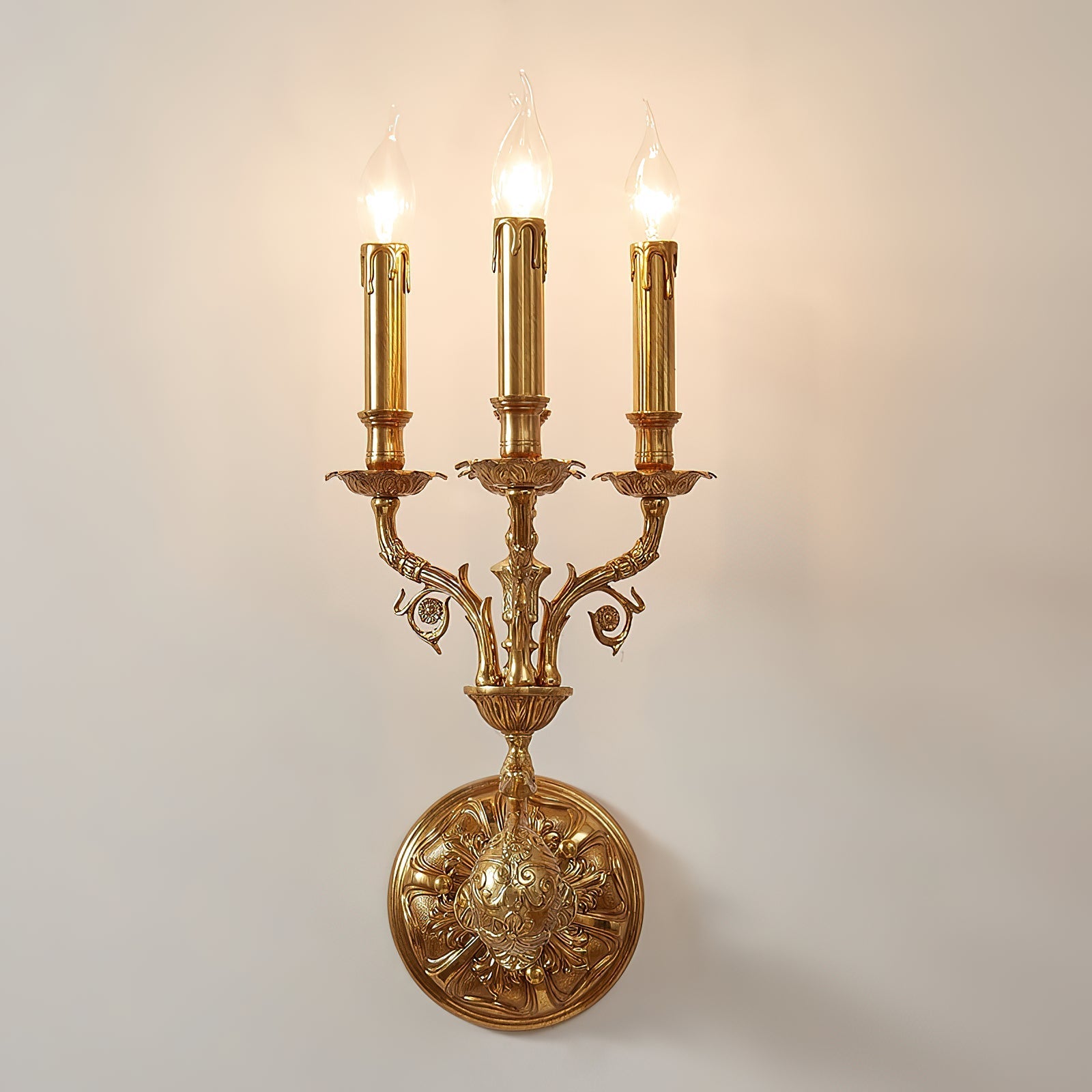 View of the wall lamp from below.