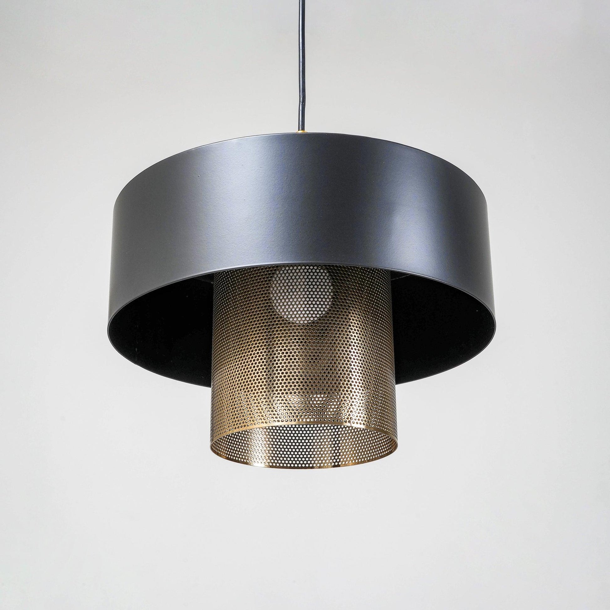 Eon Classic Industrial Pendant Lamp-Neutral Decor