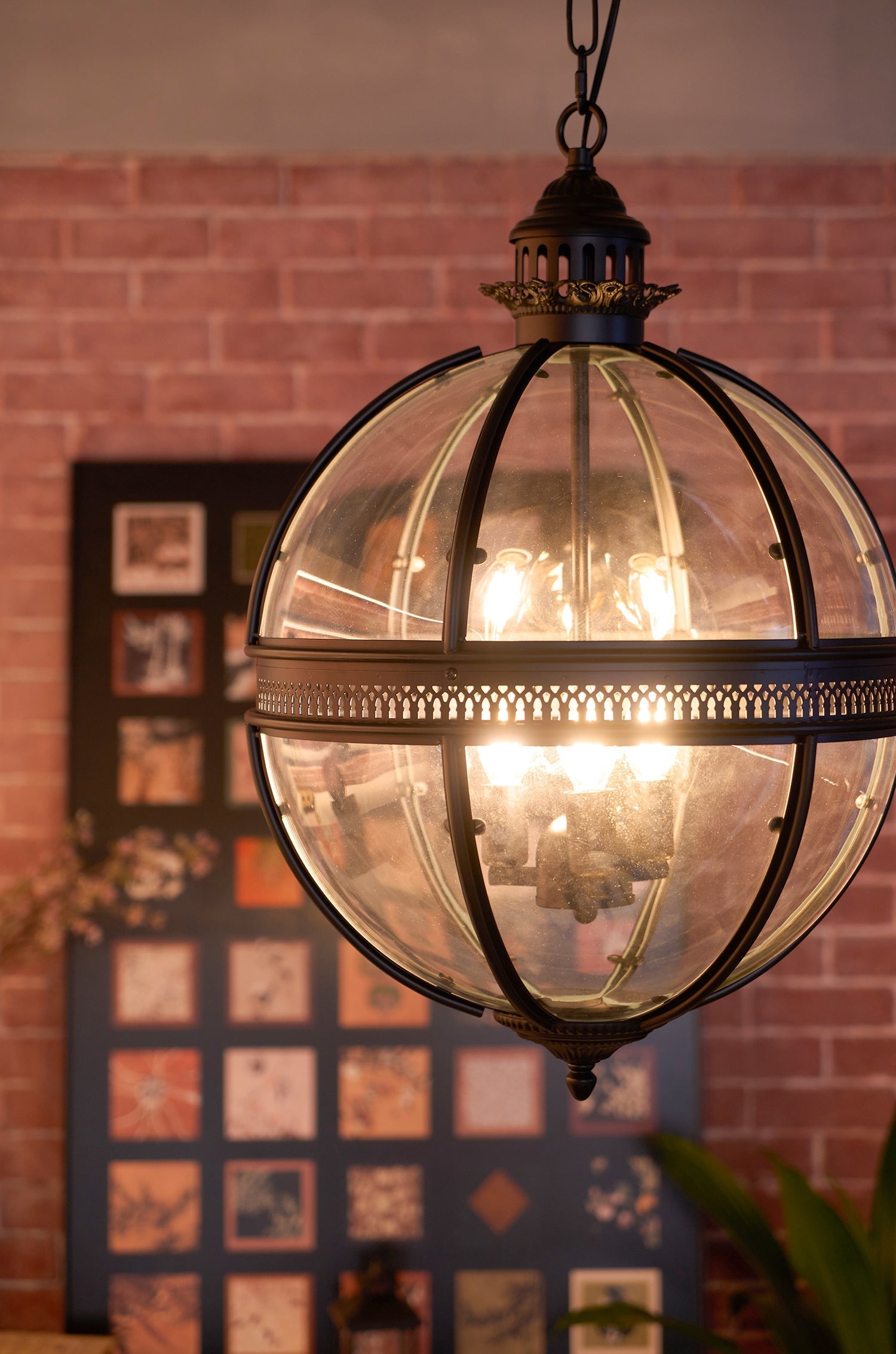 Svelte Vintage Industrial Glass Pendant Light-Neutral Decor
