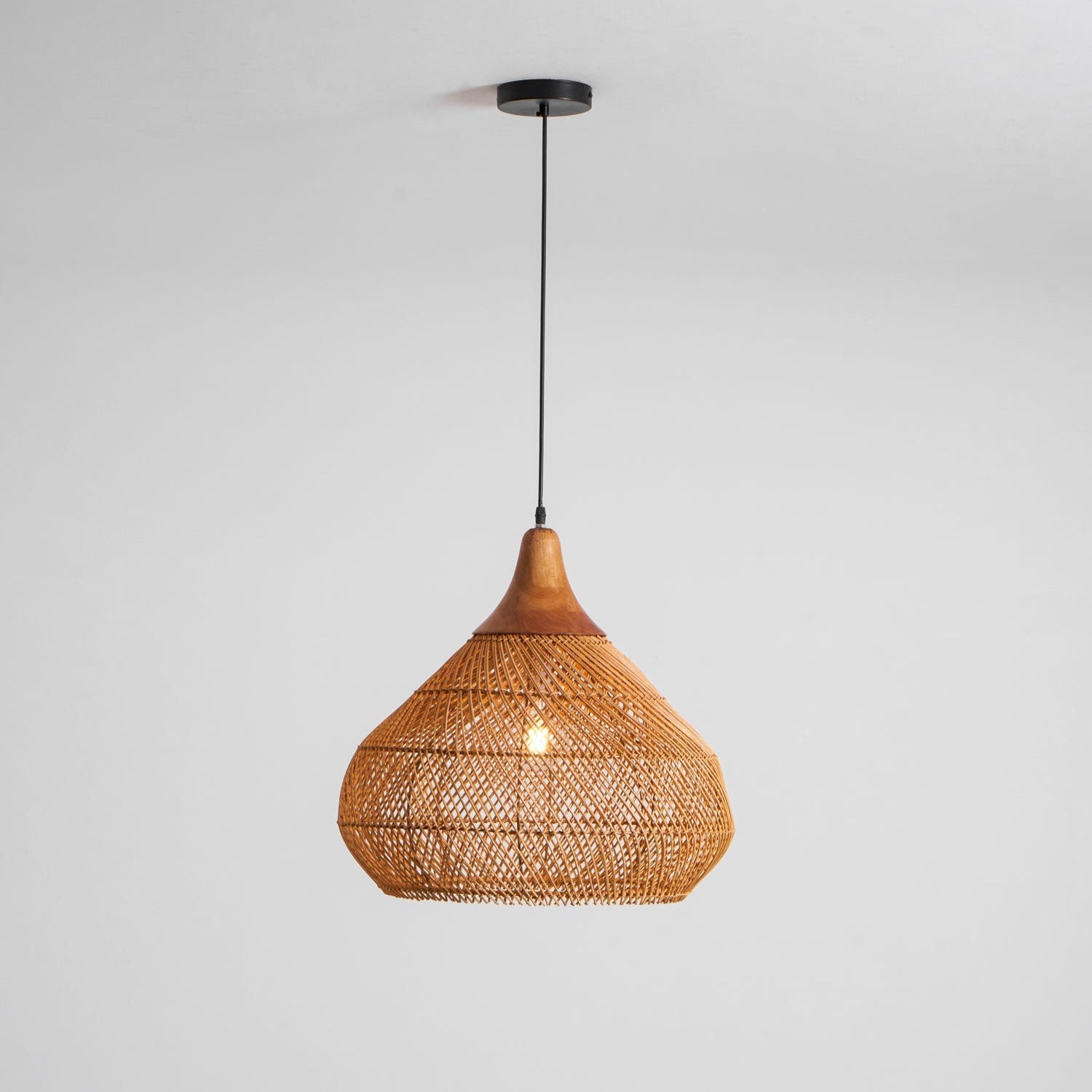Solavn Rattan Wood Pendant Lamp-Neutral Decor