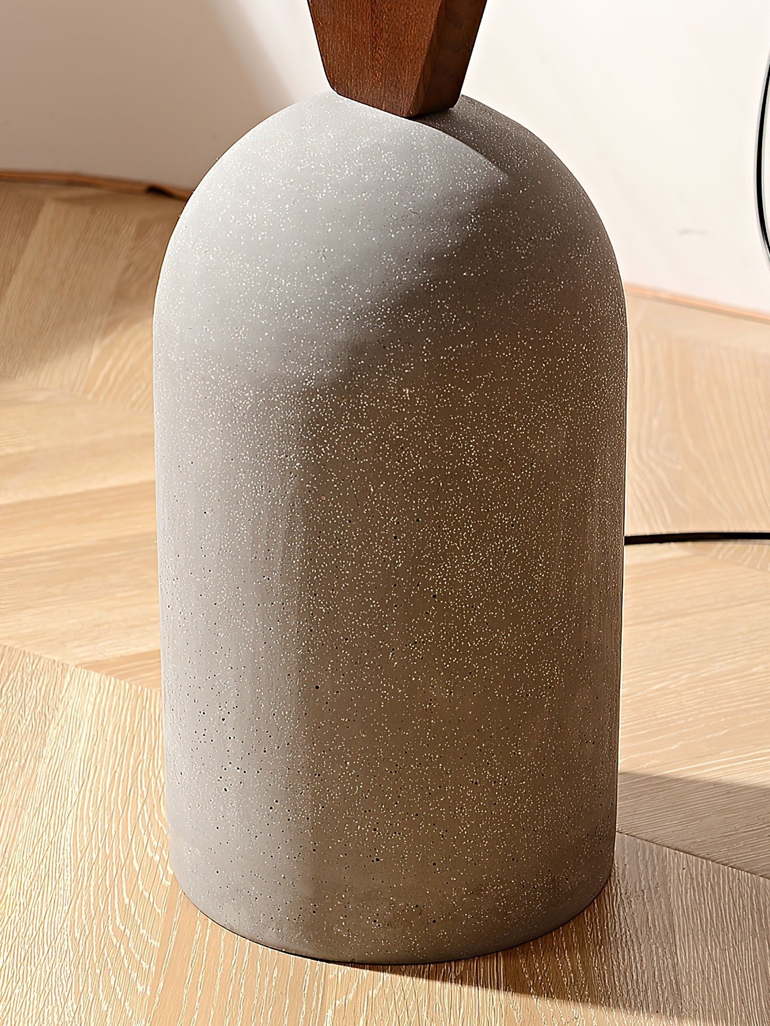 Flor Fashion Wood Floor Lamp-Neutral Decor