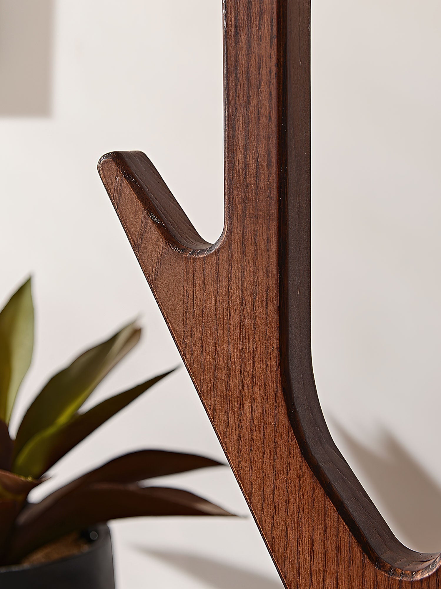 Flor Fashion Wood Floor Lamp-Neutral Decor