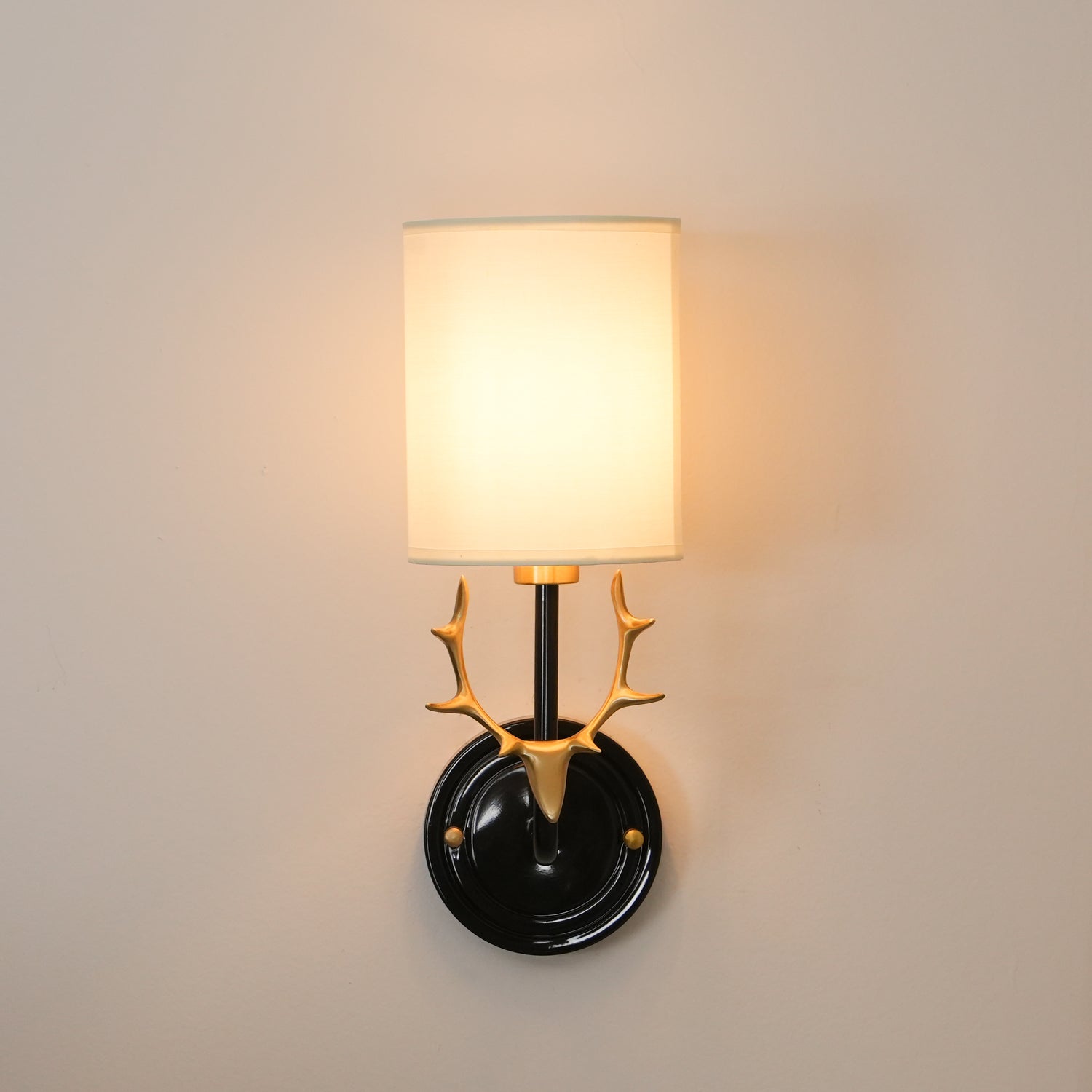 Ralem Elegance Deer Head Brass Wall Light-Neutral Decor