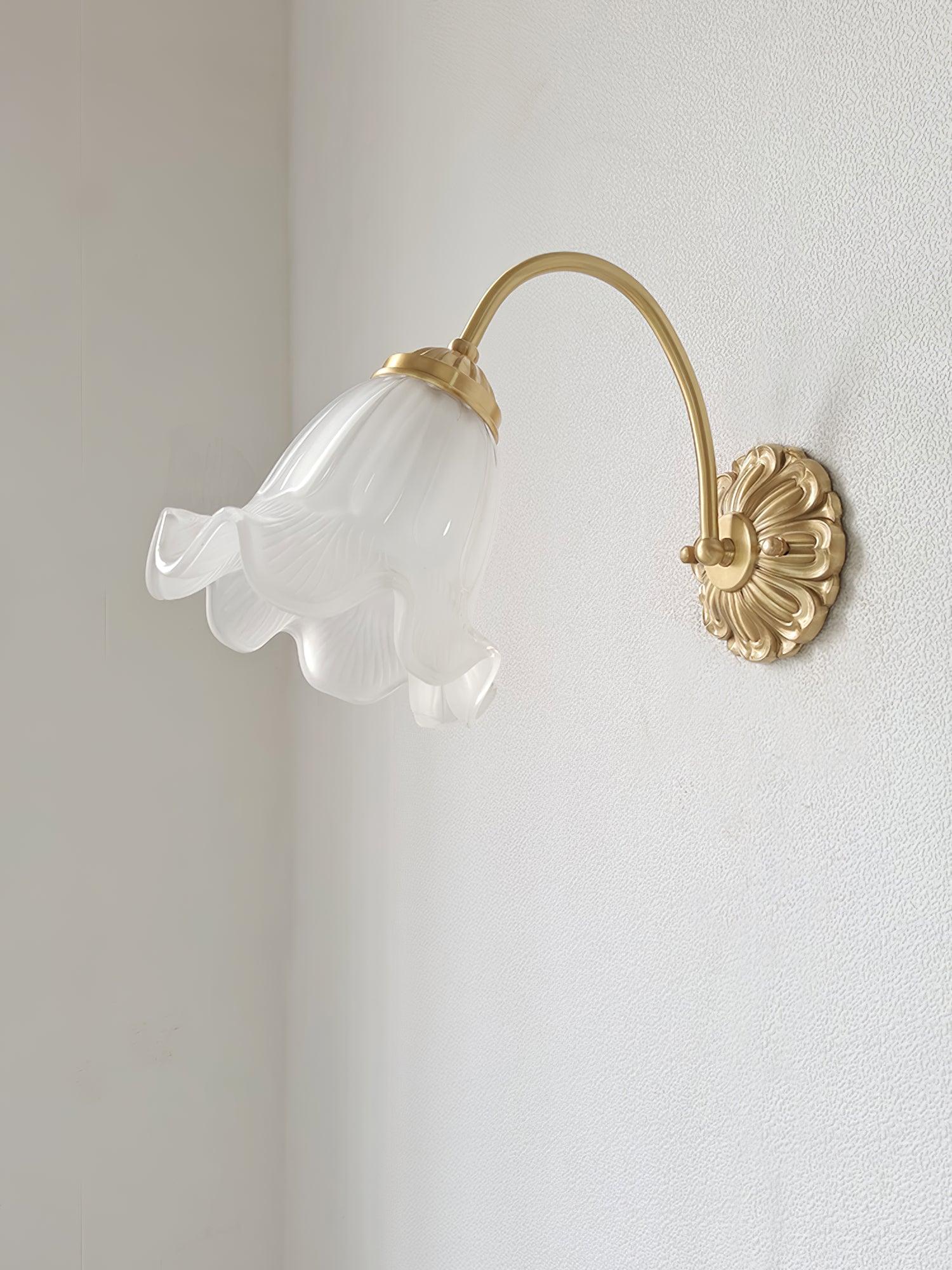 Veskin Vintage Glass Sconce-Neutral Decor