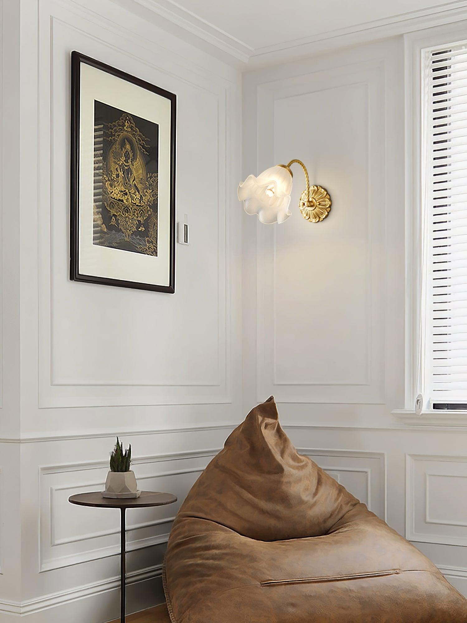 Veskin Vintage Glass Sconce-Neutral Decor