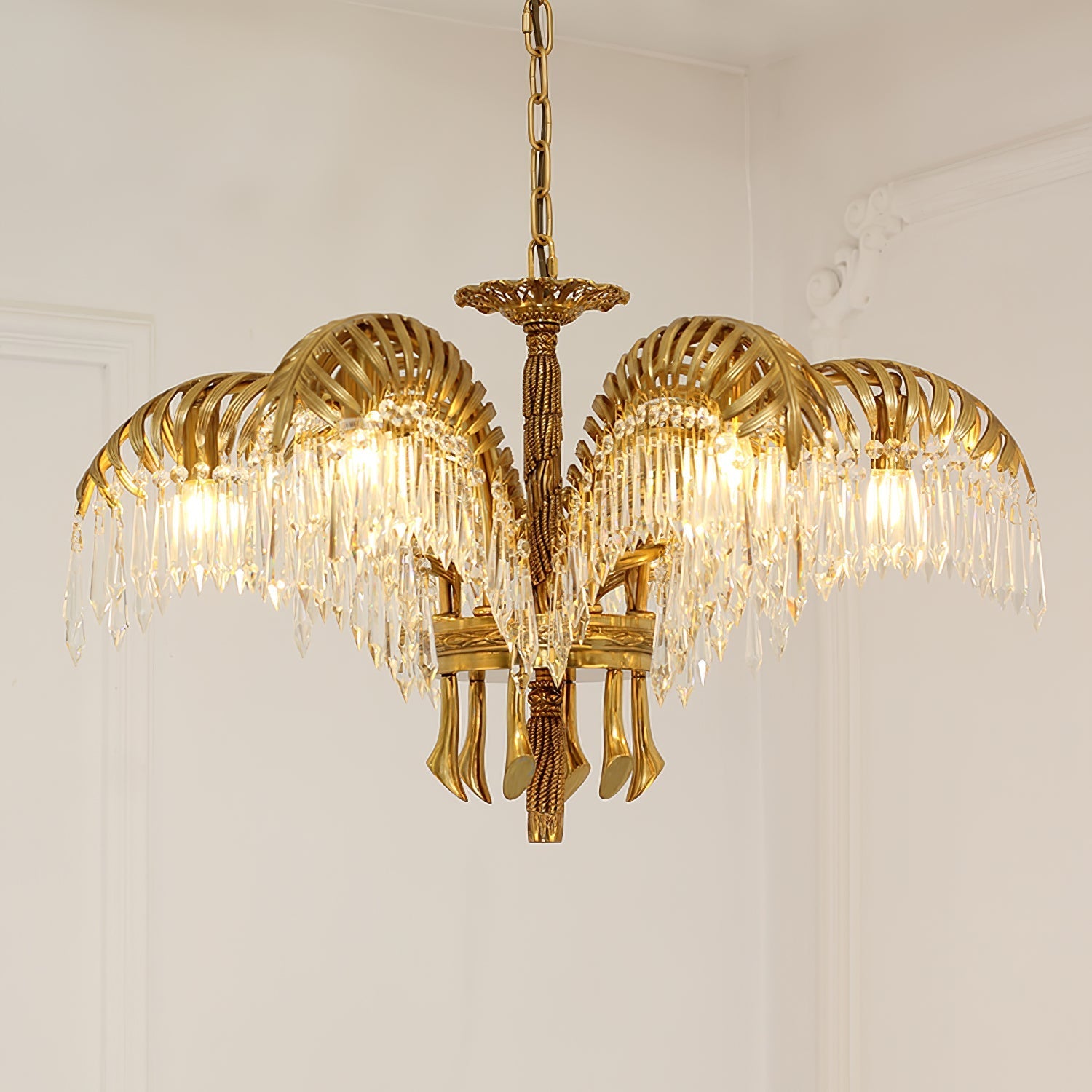 Kilwen Regal Brass Crystal Chandelier-Neutral Decor