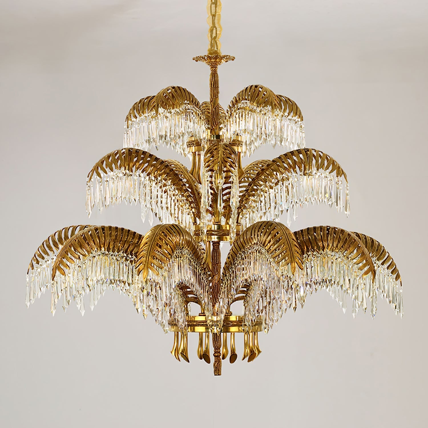 Kilwen Regal Brass Crystal Chandelier-Neutral Decor