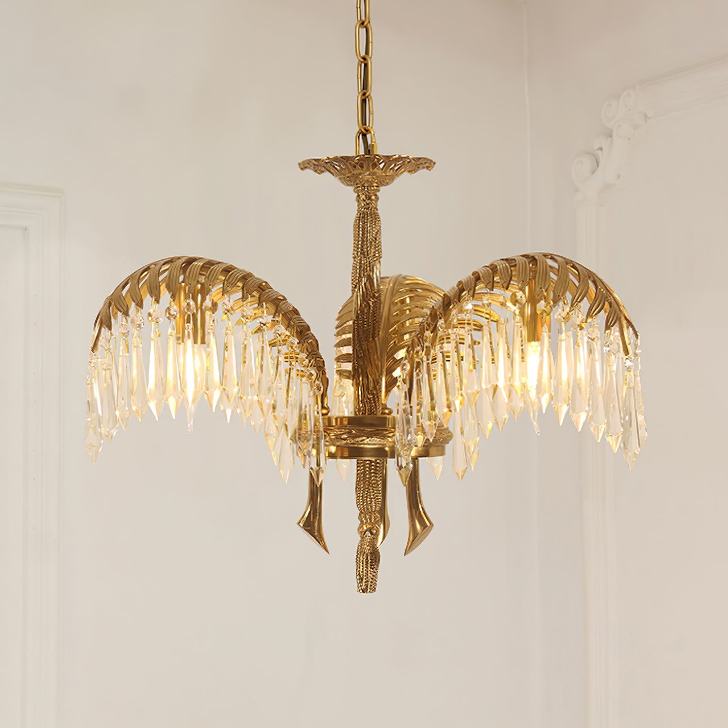 Kilwen Regal Brass Crystal Chandelier-Neutral Decor