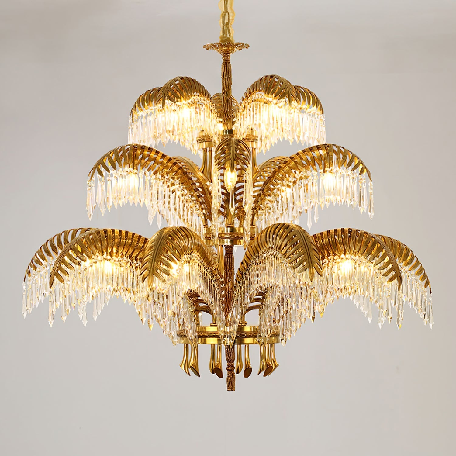 Kilwen Regal Brass Crystal Chandelier-Neutral Decor