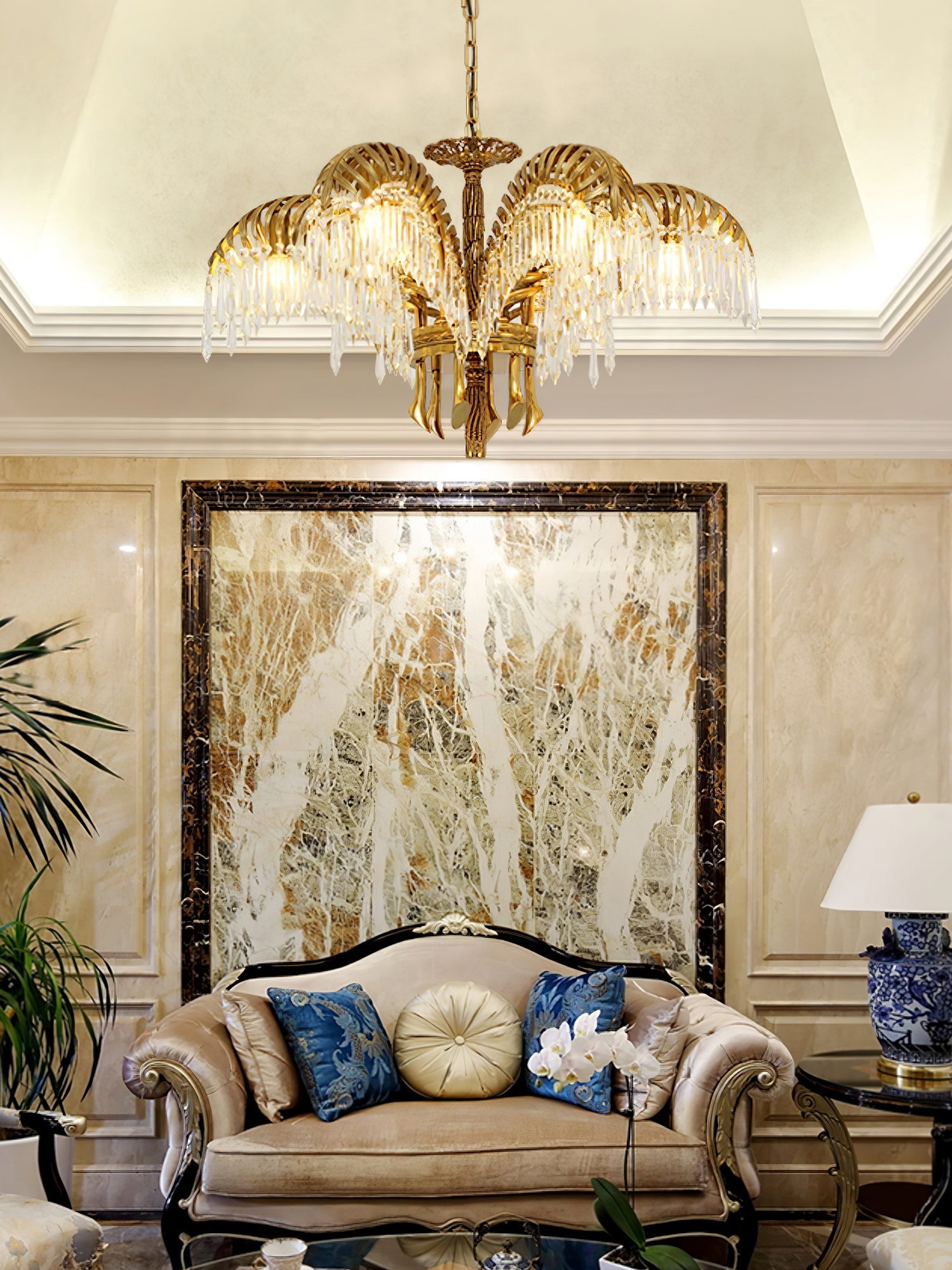 Kilwen Regal Brass Crystal Chandelier-Neutral Decor