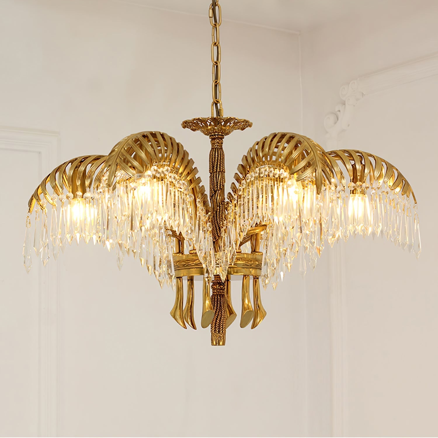 Kilwen Regal Brass Crystal Chandelier-Neutral Decor