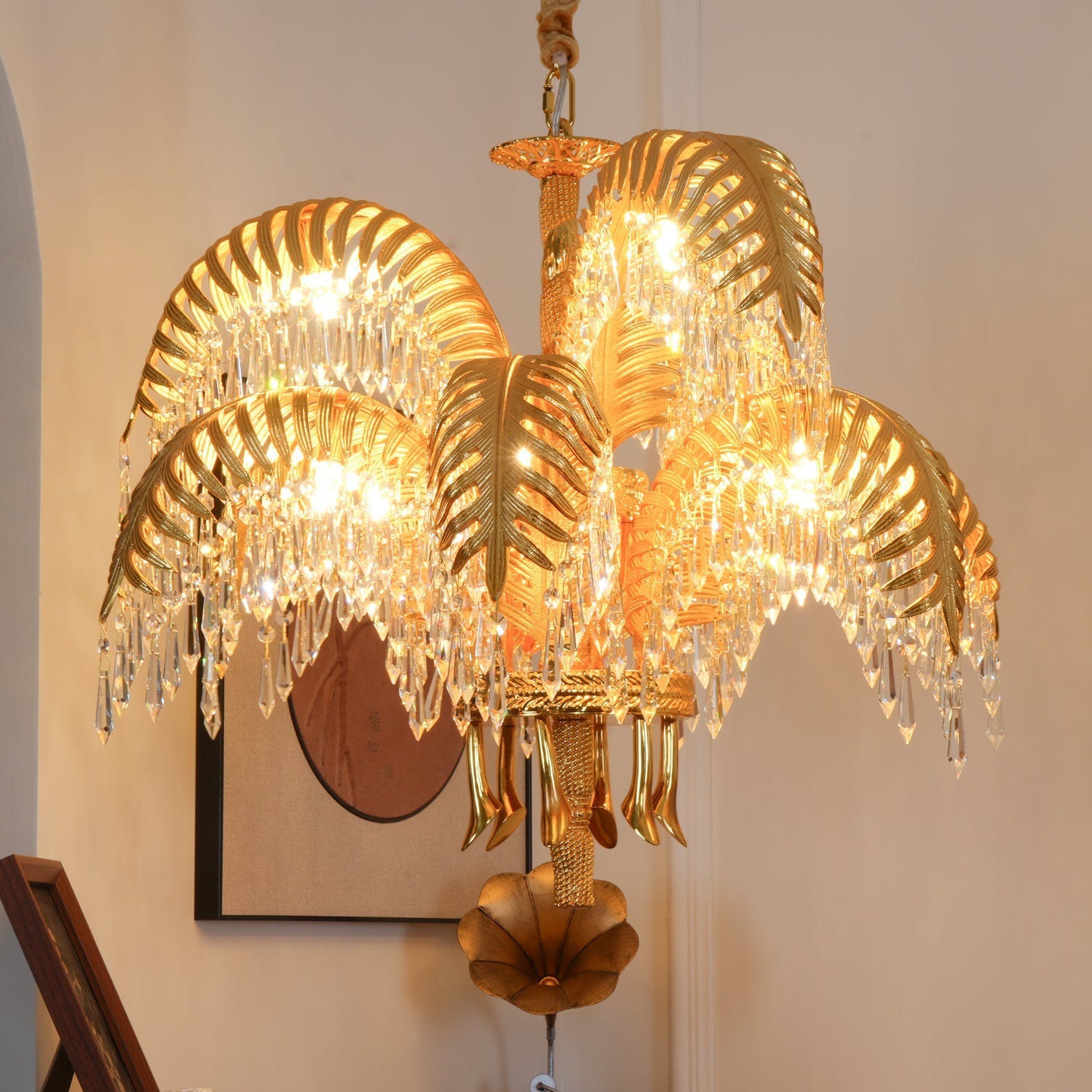 Kilwen Regal Brass Crystal Chandelier-Neutral Decor