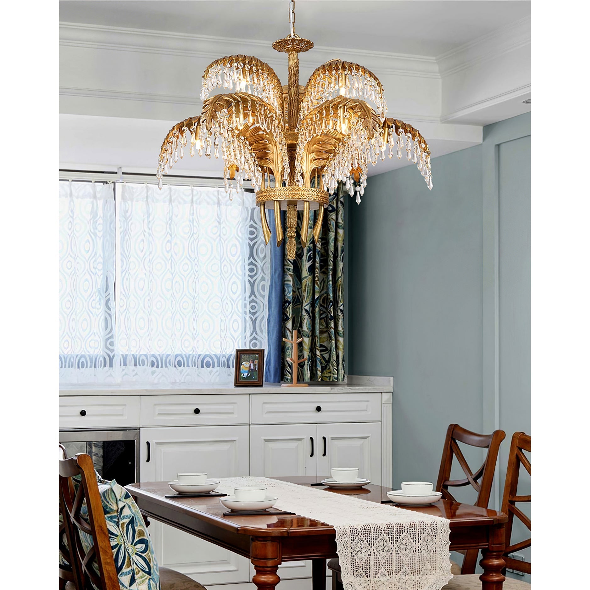 Kilwen Regal Brass Crystal Chandelier-Neutral Decor