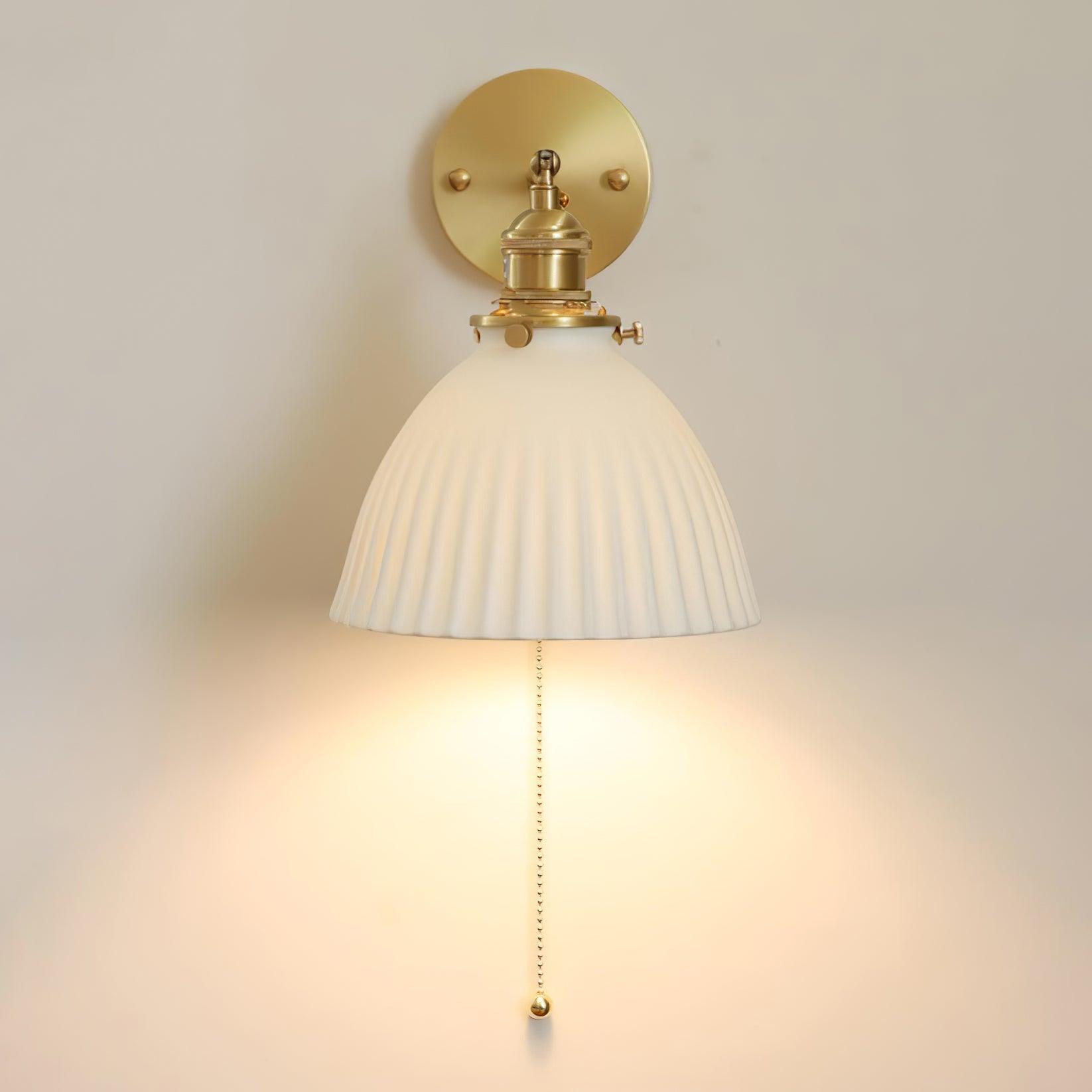 Lustra Wall Lamp Pleated Ceramic Brass-Neutral Decor