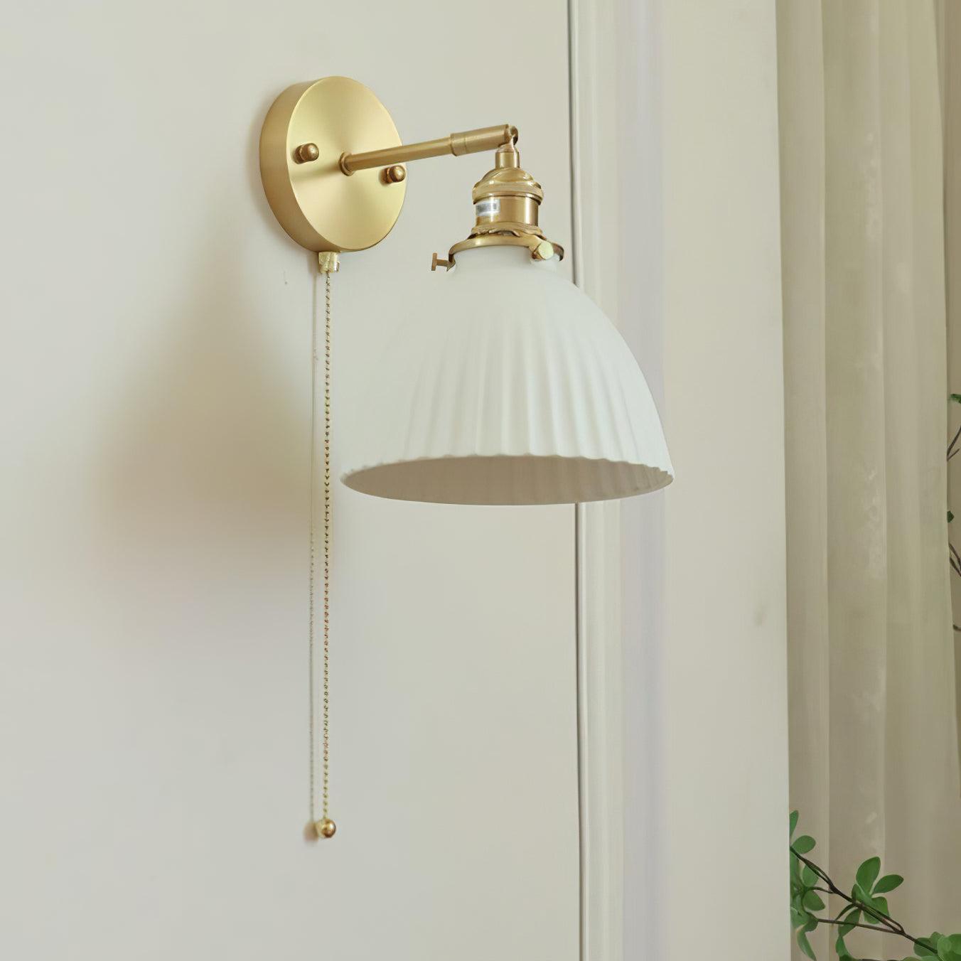 Lustra Wall Lamp Pleated Ceramic Brass-Neutral Decor