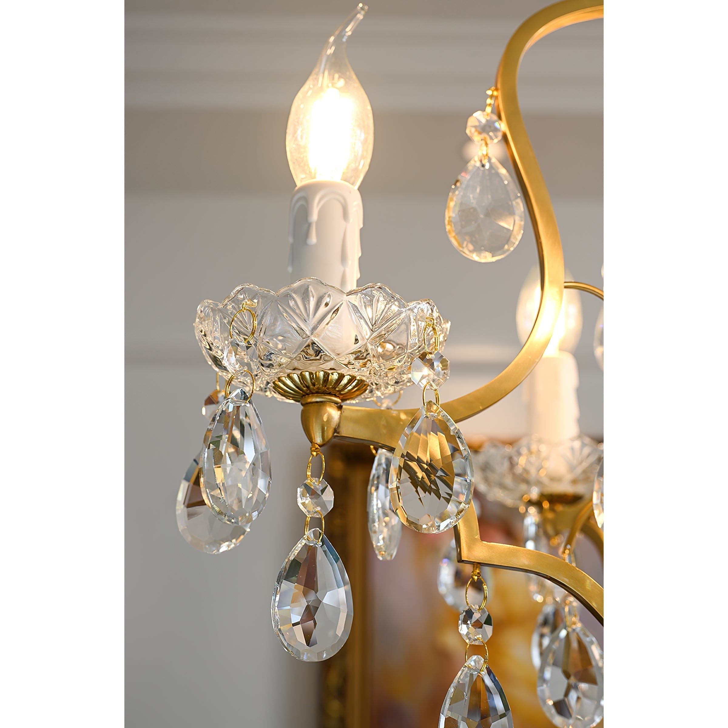 Amelia Chandelier