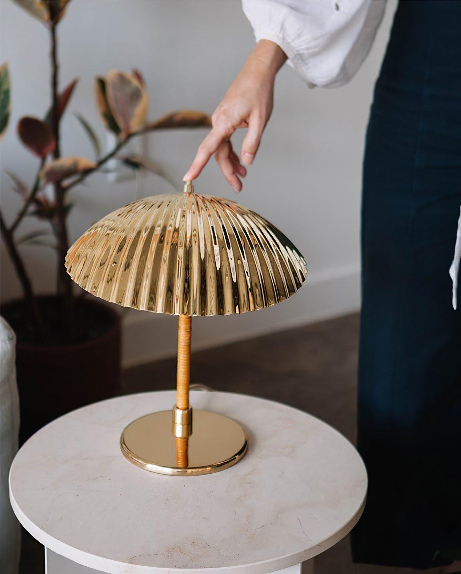 Zorare Brass Glam Table Lamp-Neutral Decor