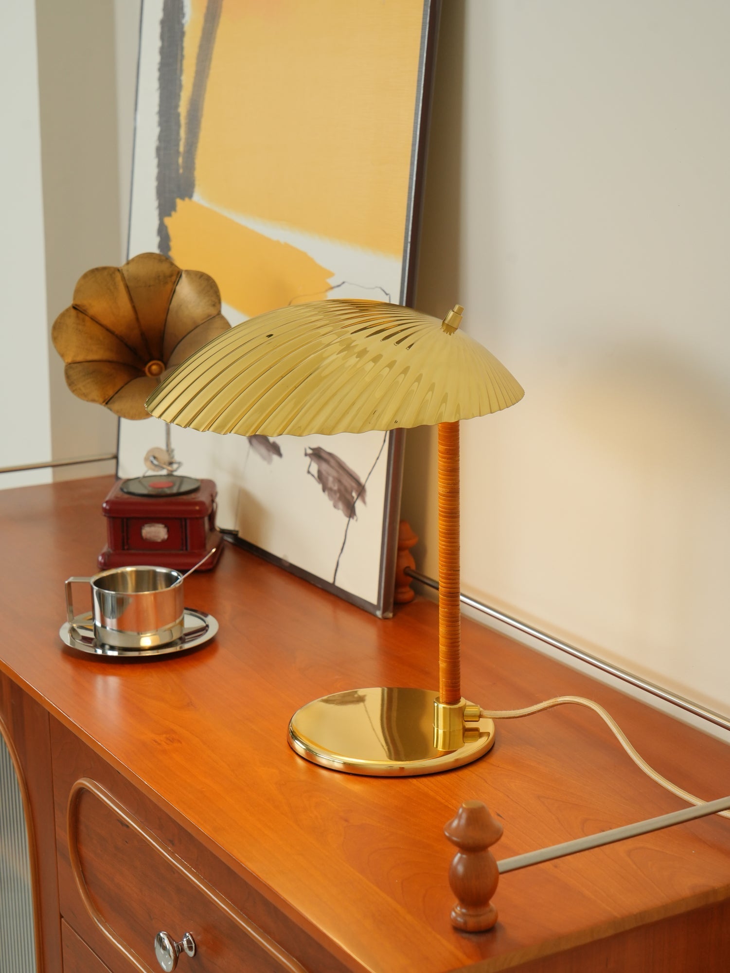 Zorare Brass Glam Table Lamp-Neutral Decor