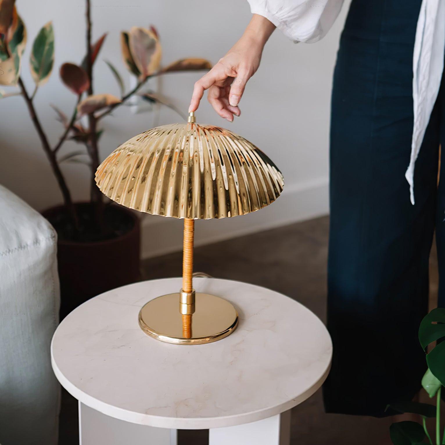 Zorare Brass Glam Table Lamp-Neutral Decor