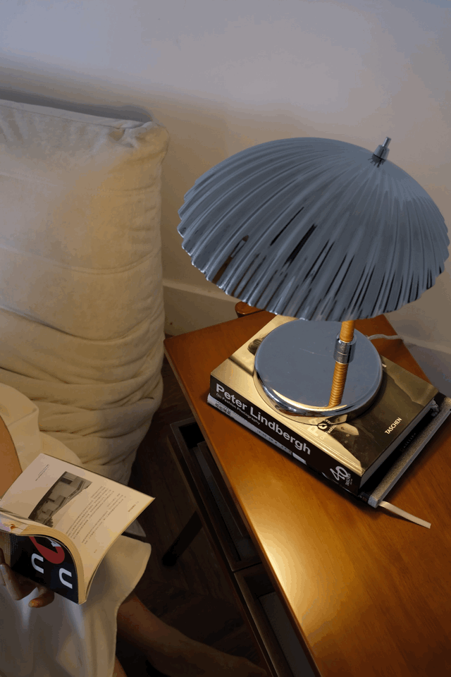 Zorare Brass Glam Table Lamp-Neutral Decor