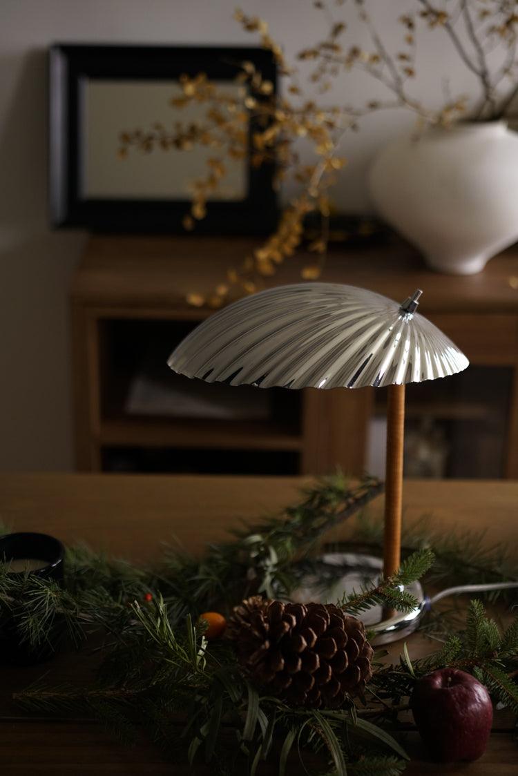 Zorare Brass Glam Table Lamp-Neutral Decor