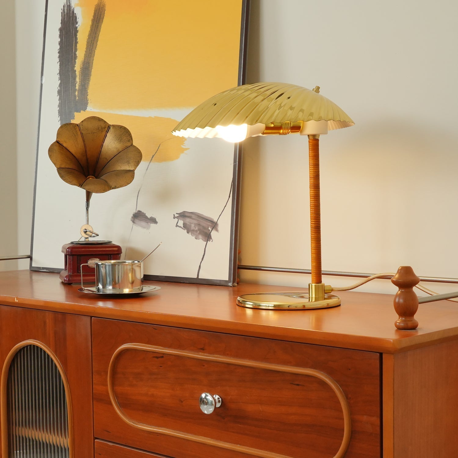 Zorare Brass Glam Table Lamp-Neutral Decor