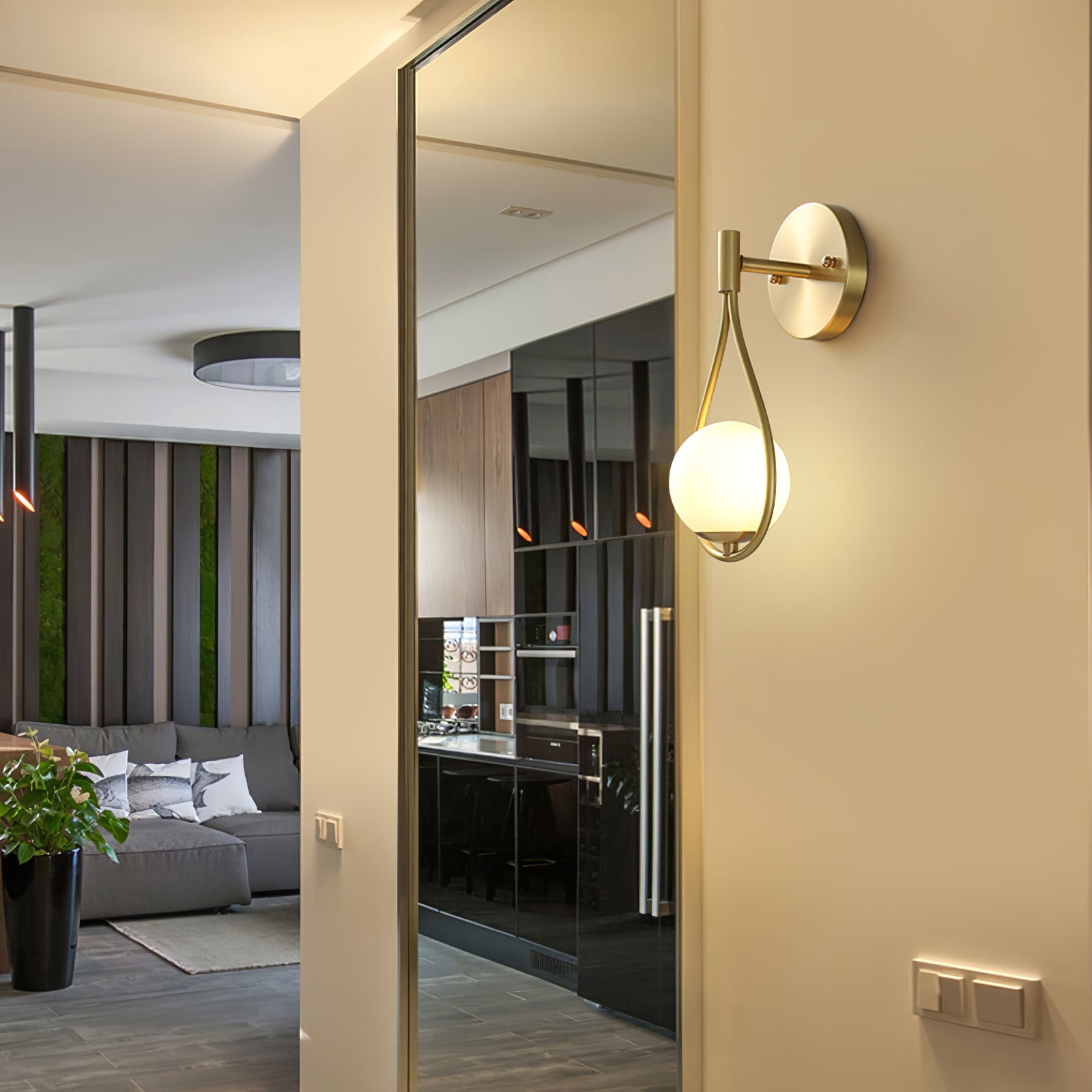 Rominex Modern Minimalist Vanity Brass Glass Wall Lamp-Neutral Decor
