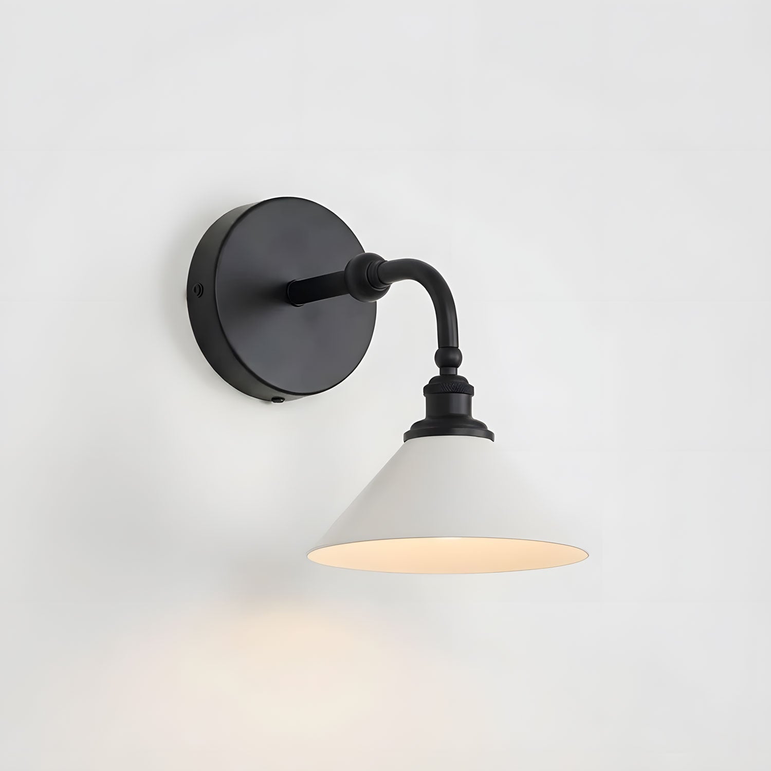 Dina Valerienne Minimalist Horn-shaped Metal Wall Lamp-Neutral Decor