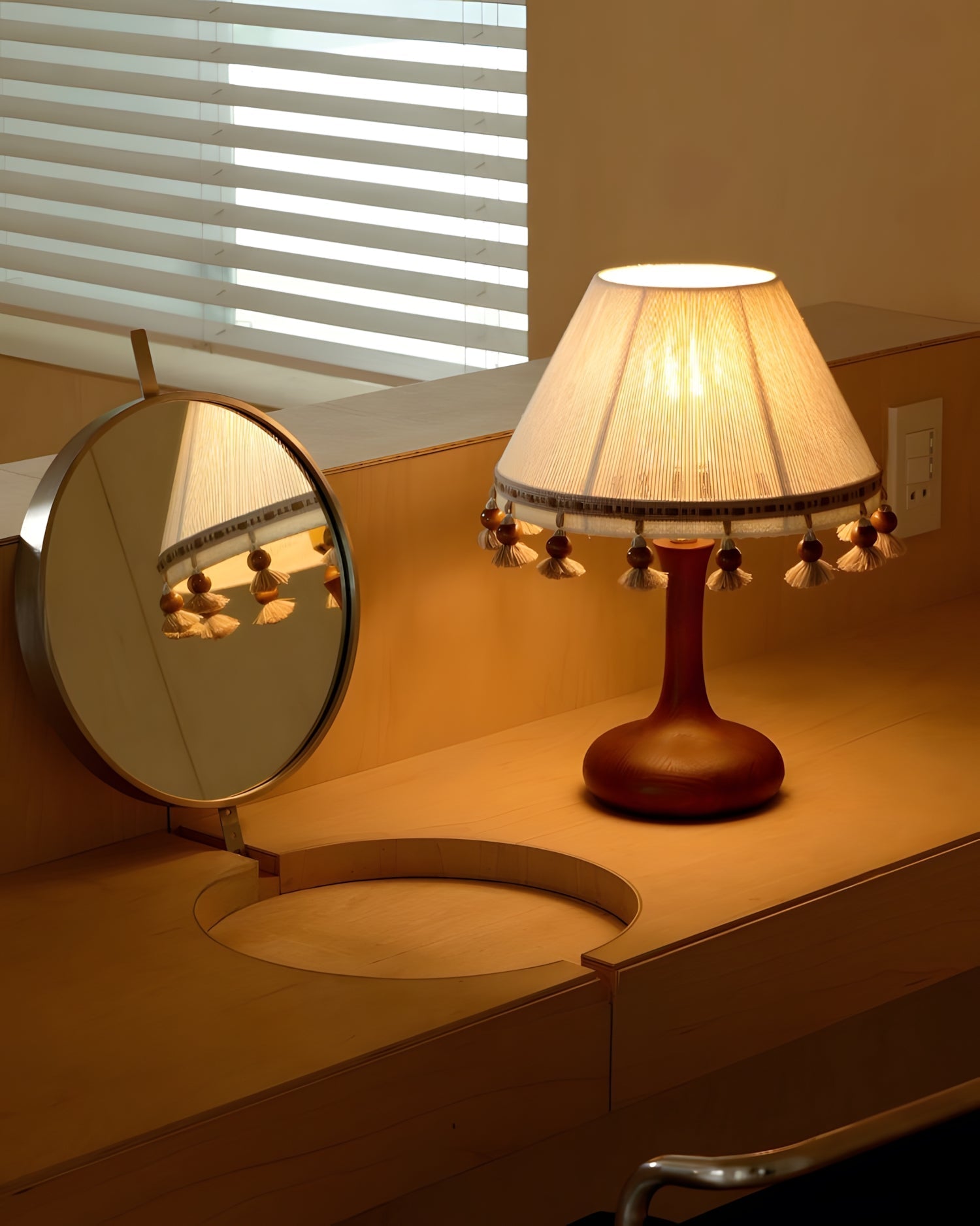 Tassle Table Light