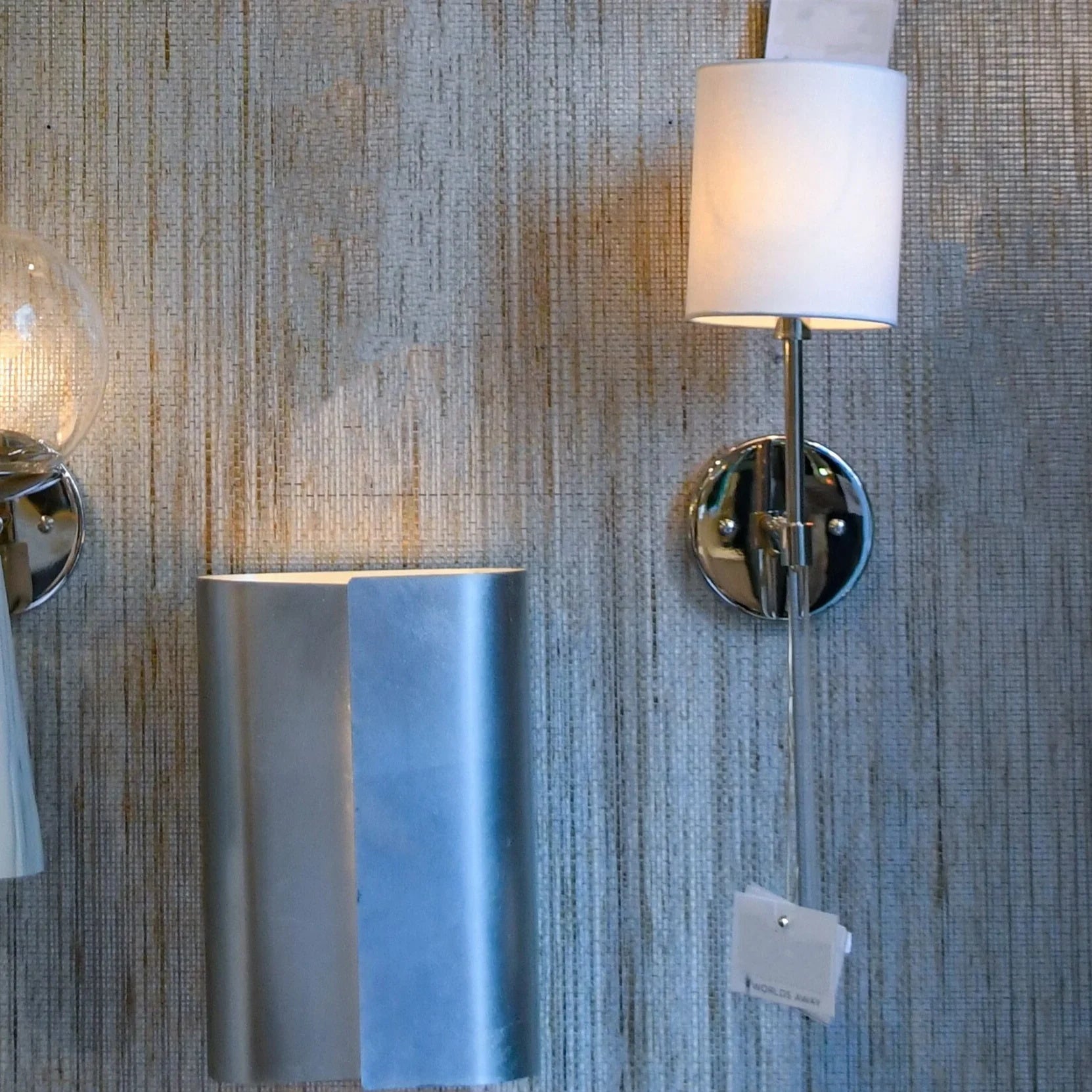 Elian Wall Lamp