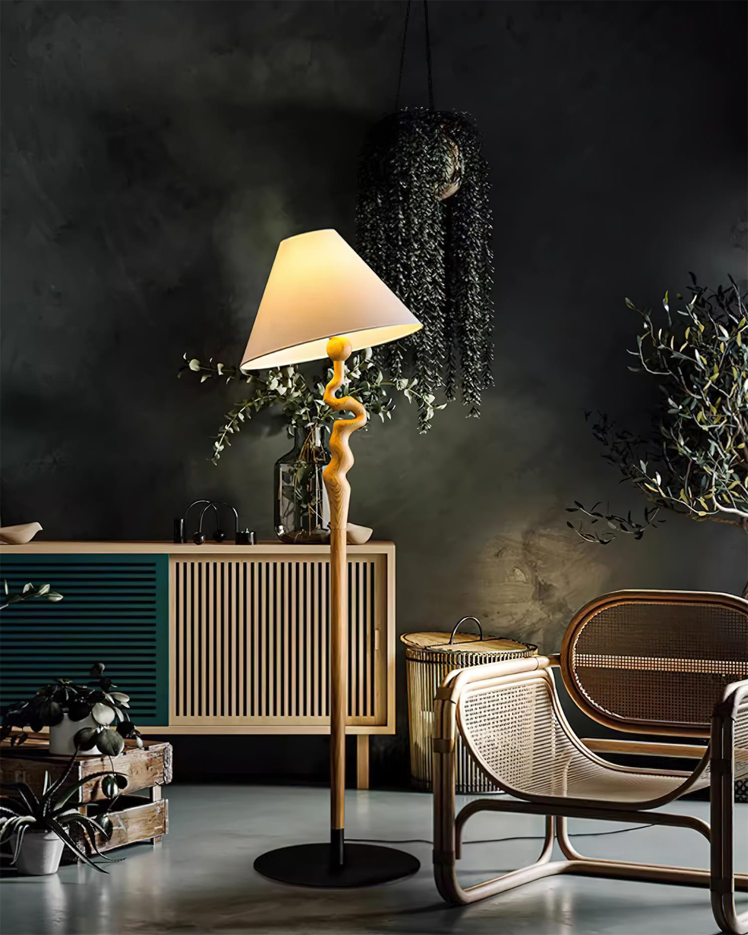 Elara Floor Lamp