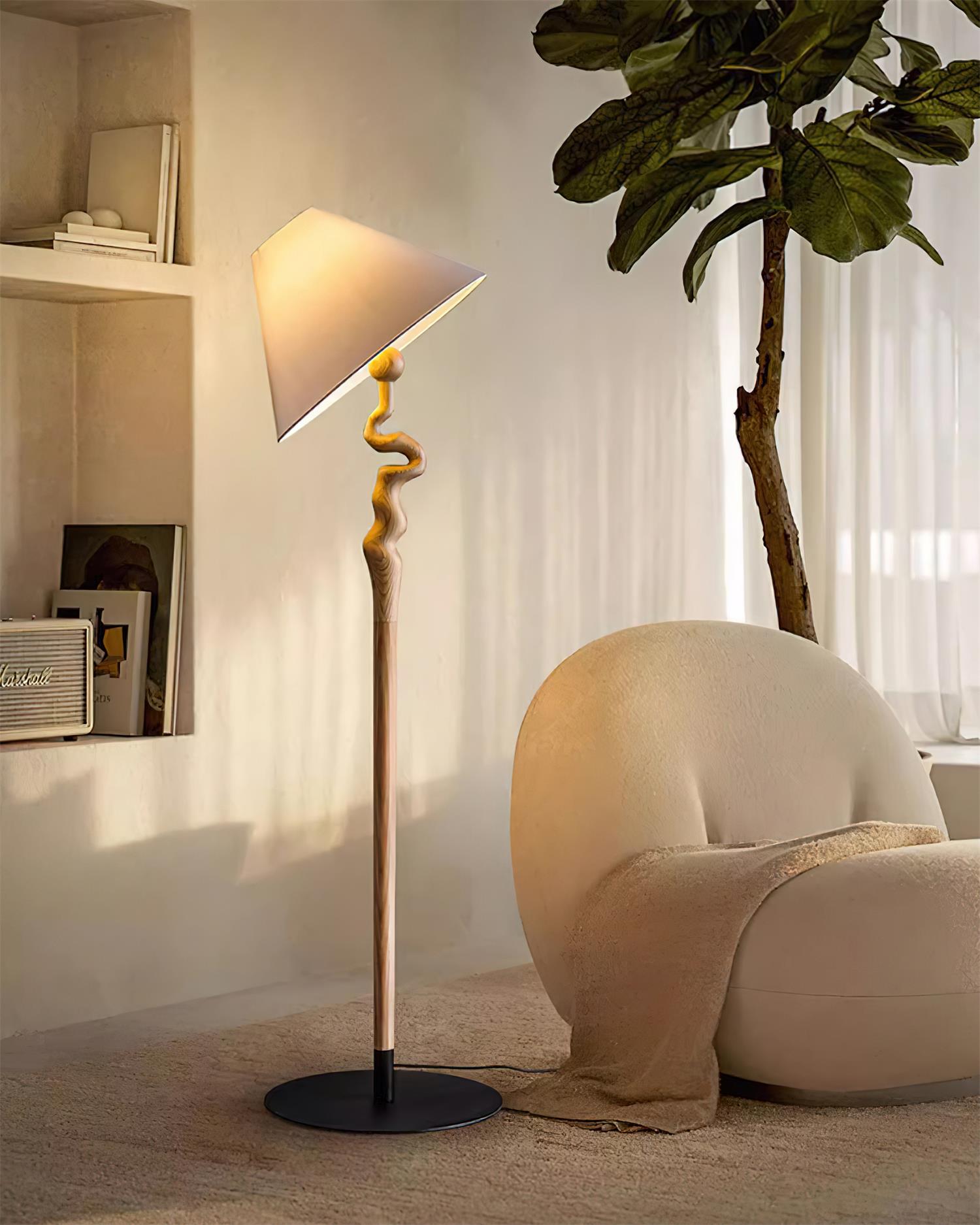 Elara Floor Lamp