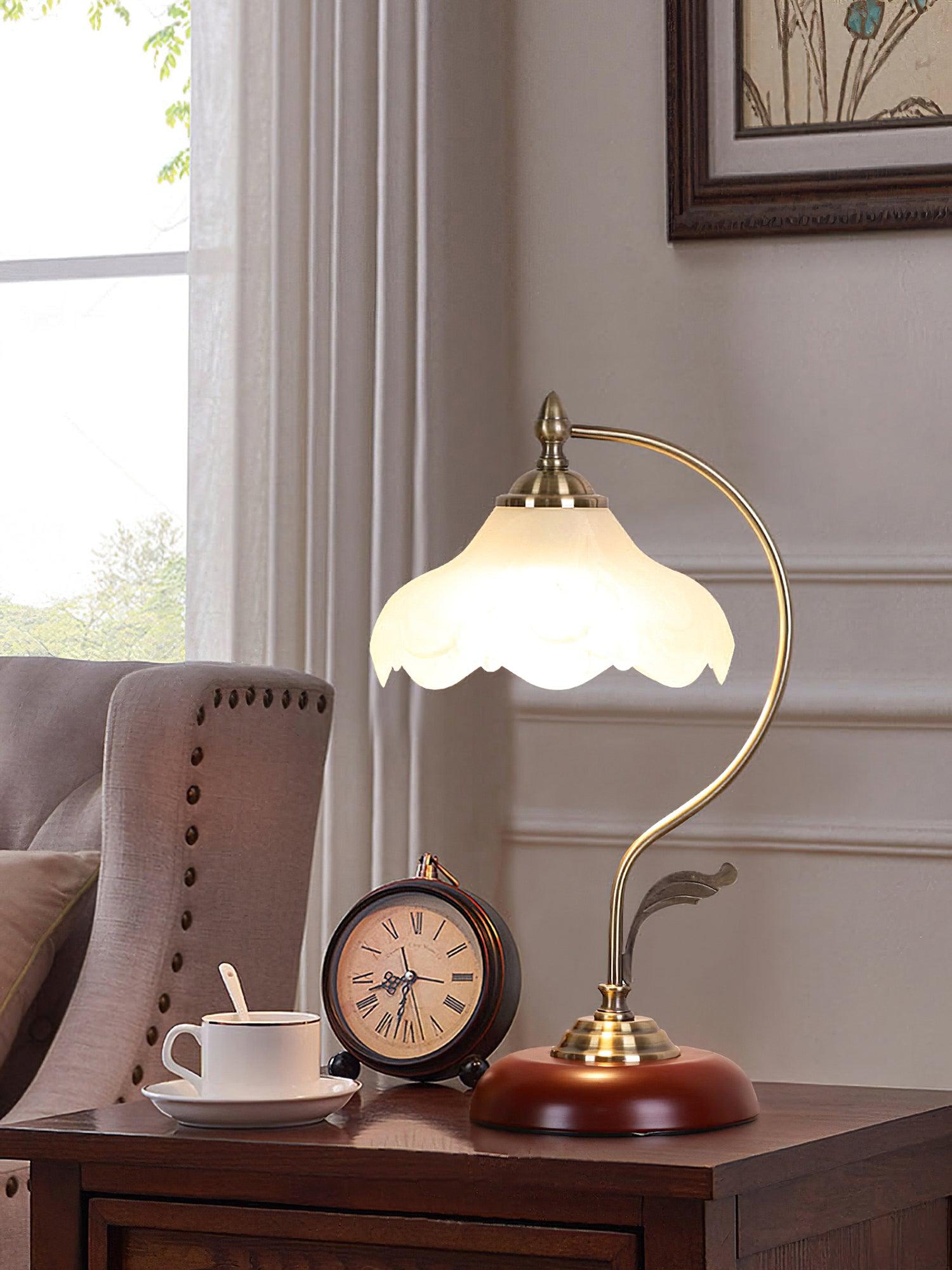 Flora Retro Flower Table Lamp-Neutral Decor